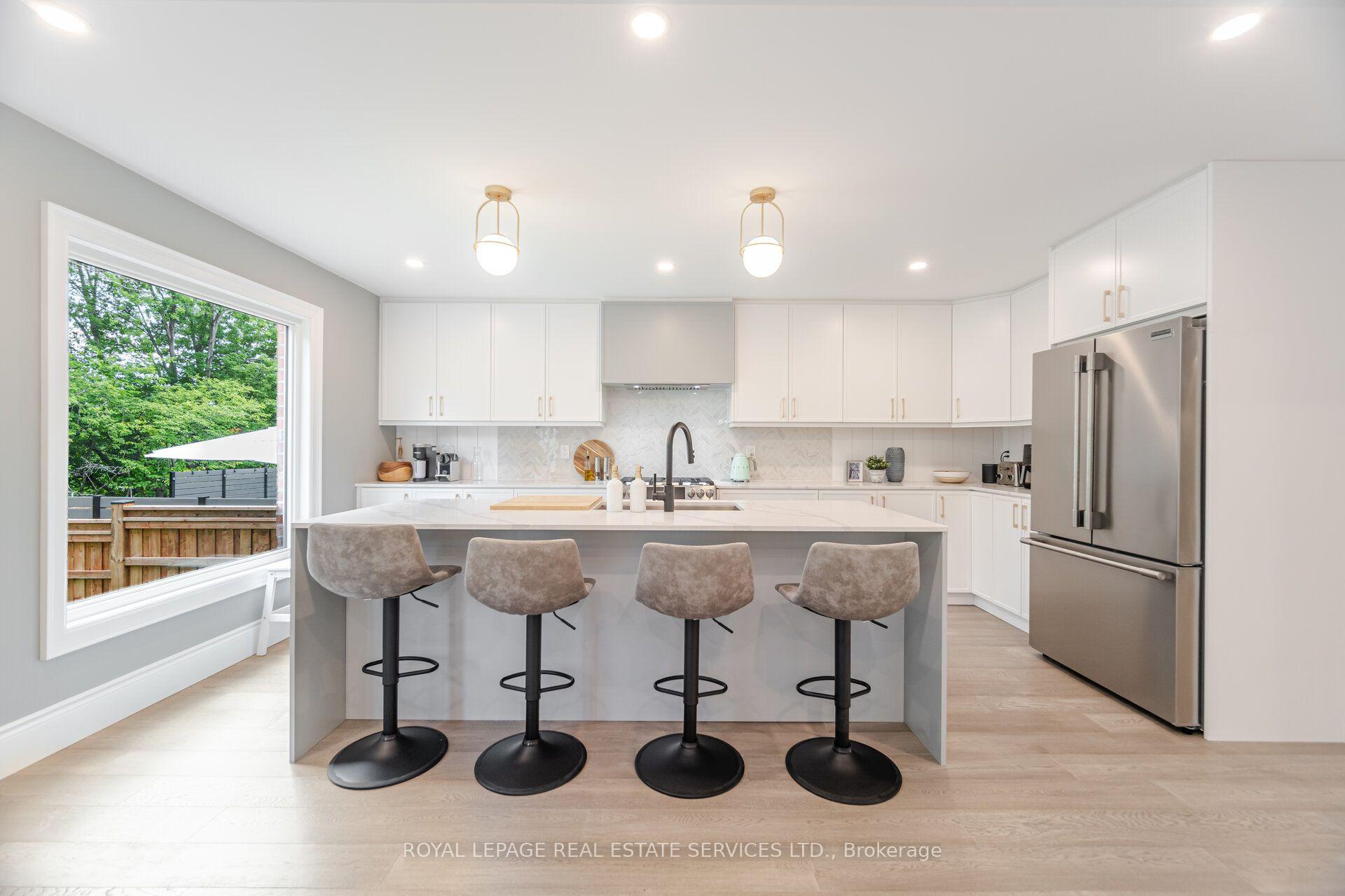 Photo 11 of 1173 Bowman Drive, Oakville, Glen Abbey — HOMEH