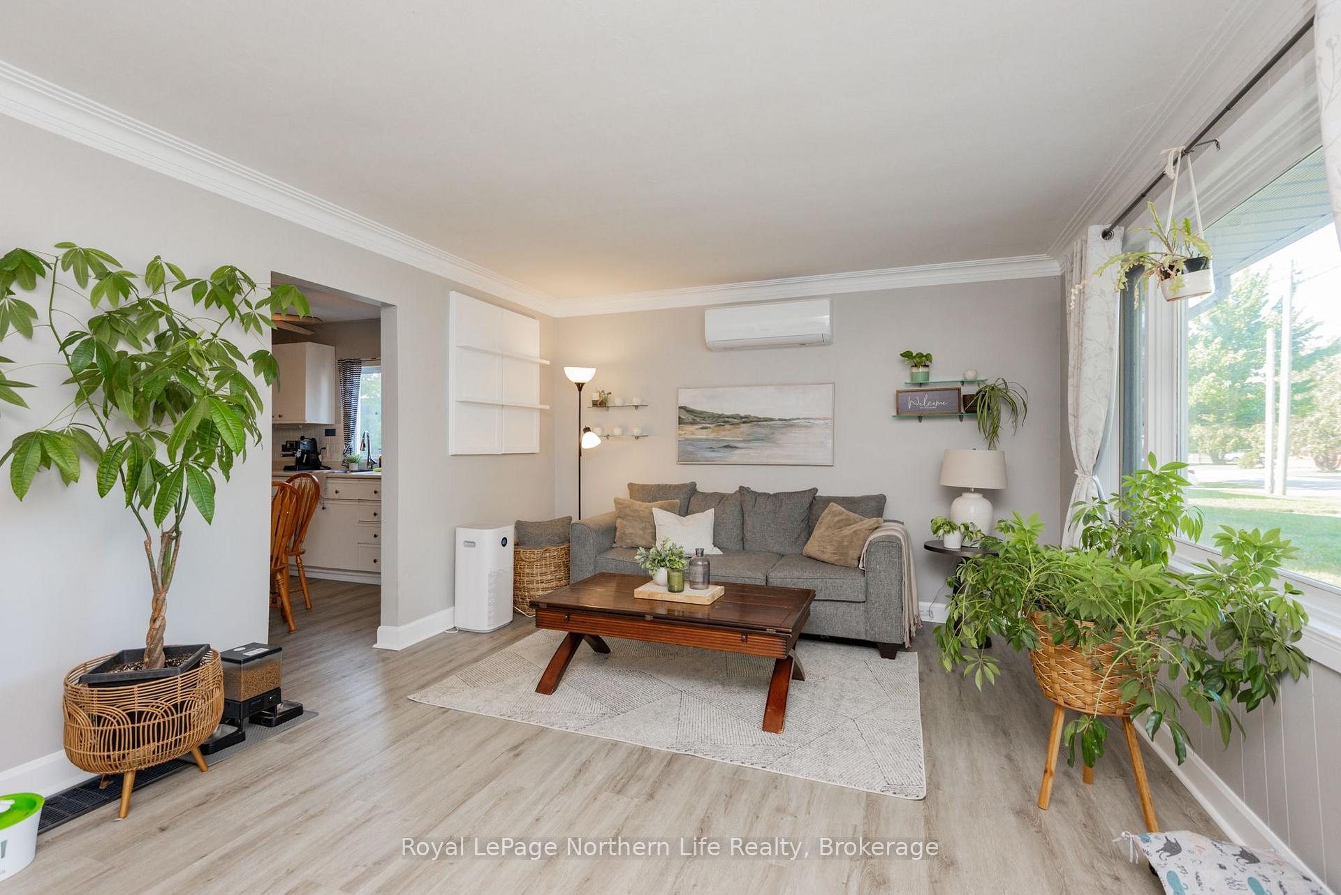 Photo 9 of 263 Wesley Avenue, North Bay, Ferris — HOMEH