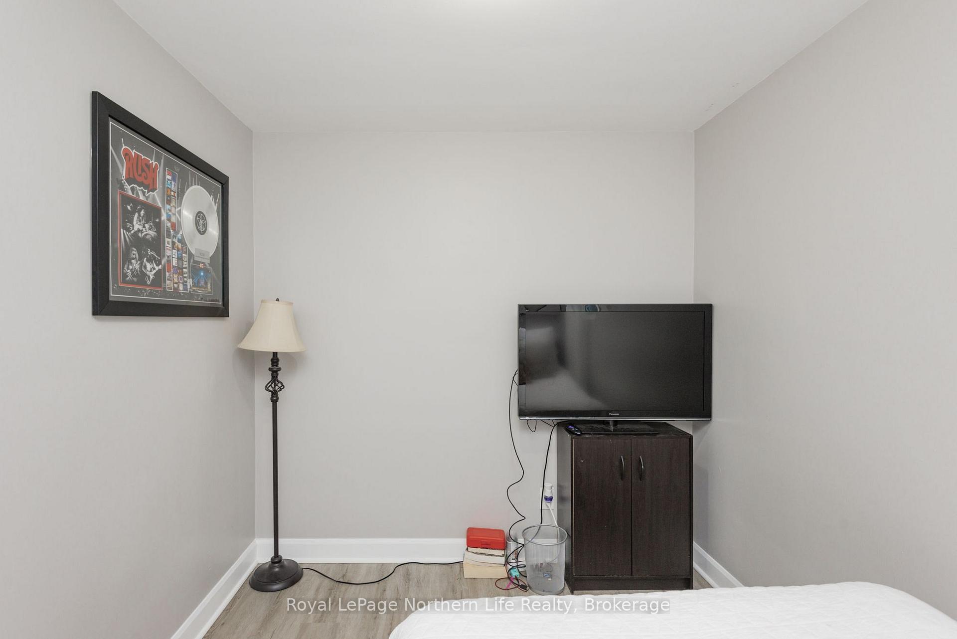 Photo 30 of 263 Wesley Avenue, North Bay, Ferris — HOMEH