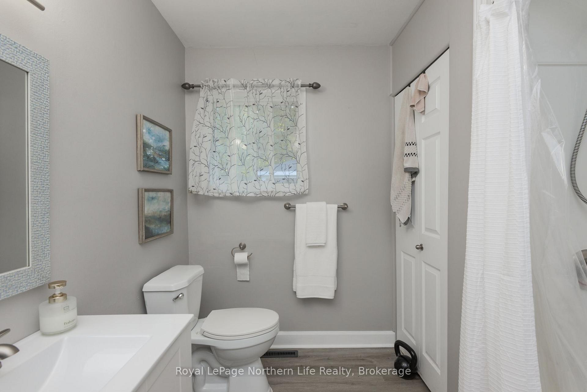 Photo 32 of 263 Wesley Avenue, North Bay, Ferris — HOMEH