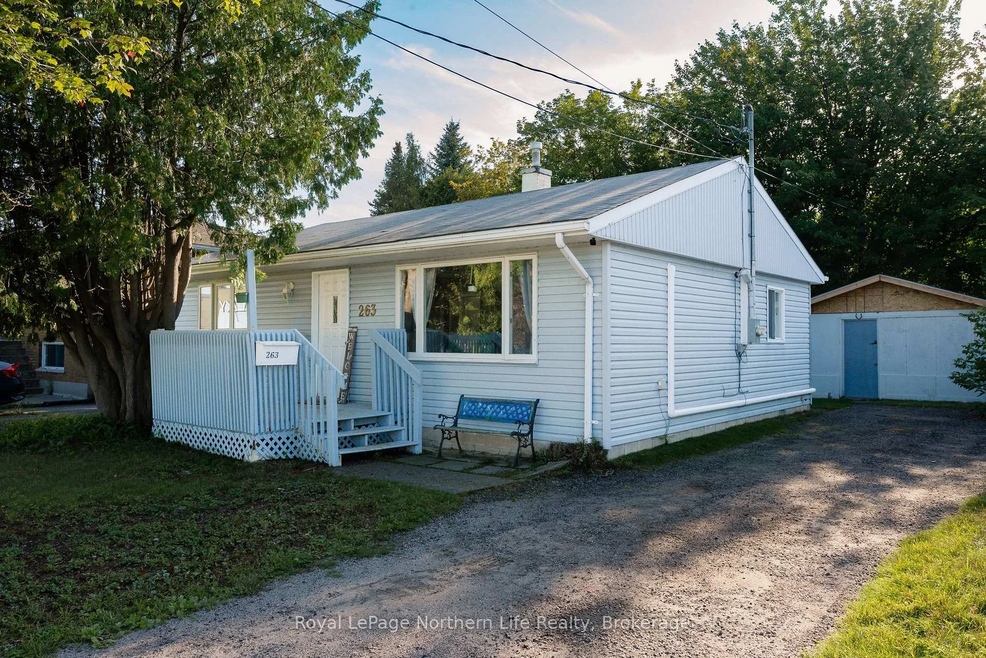 Photo 8 of 263 Wesley Avenue, North Bay, Ferris — HOMEH