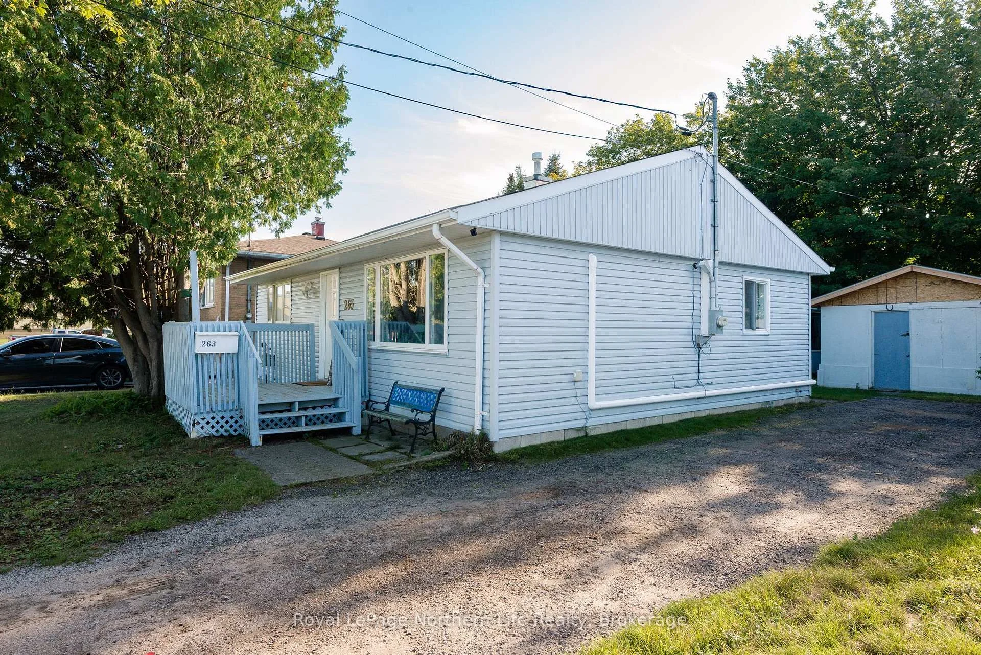 Photo 10 of 263 Wesley Avenue, North Bay, Ferris — HOMEH