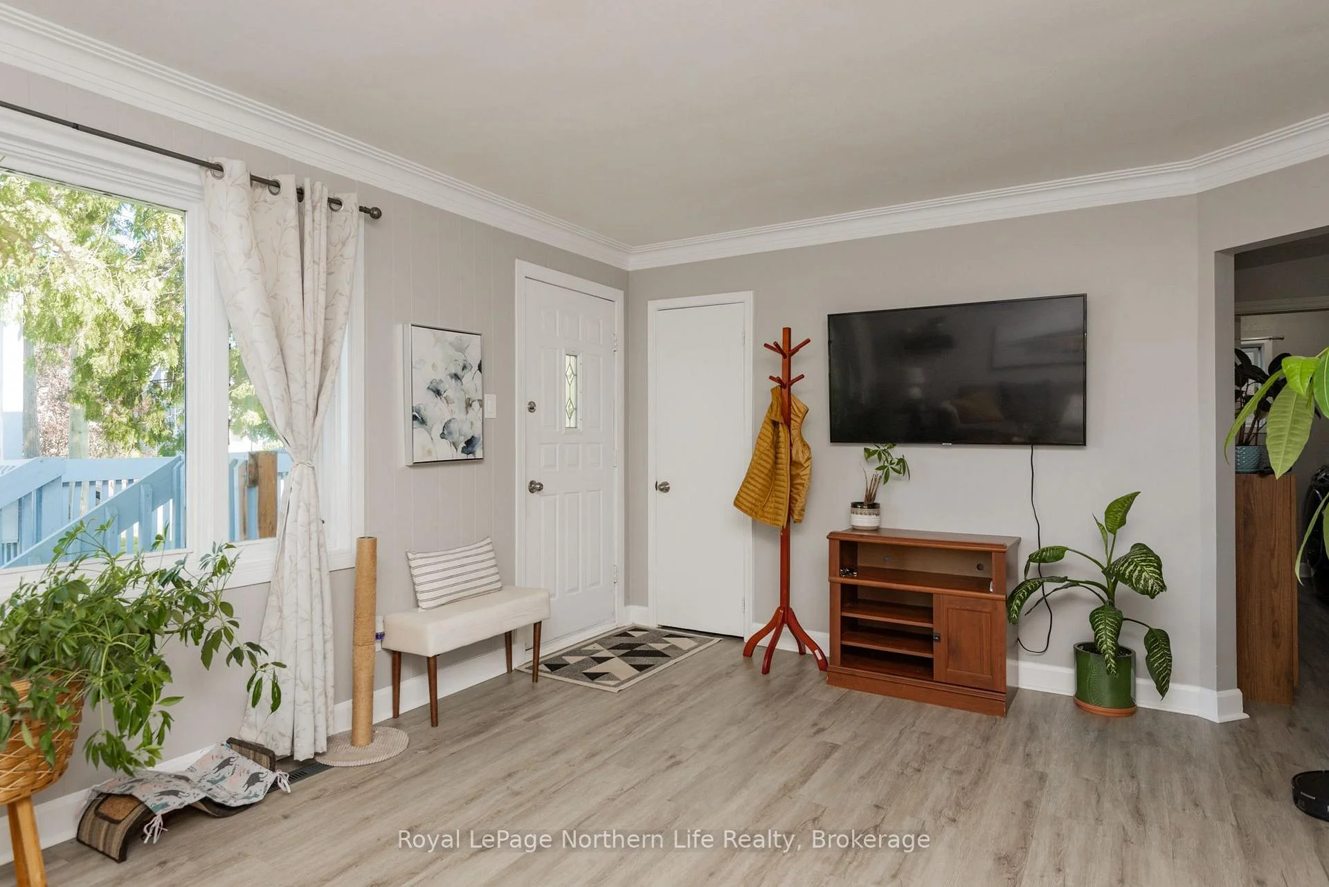 Photo 17 of 263 Wesley Avenue, North Bay, Ferris — HOMEH