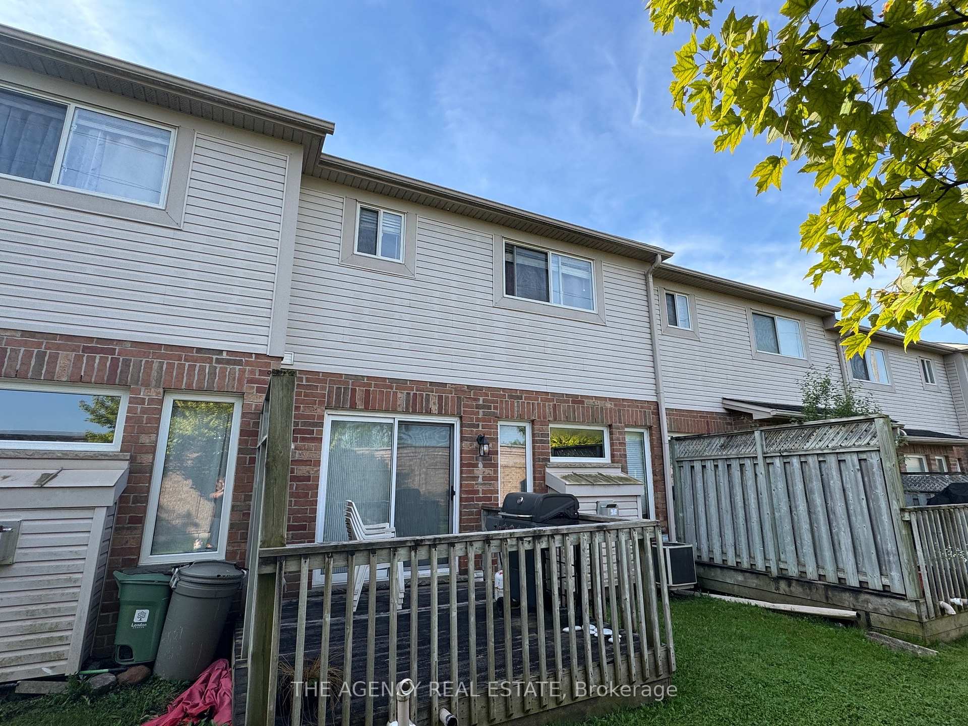 Photo 7 of Unit 60, 320 Ambleside Drive, London, North A — HOMEH