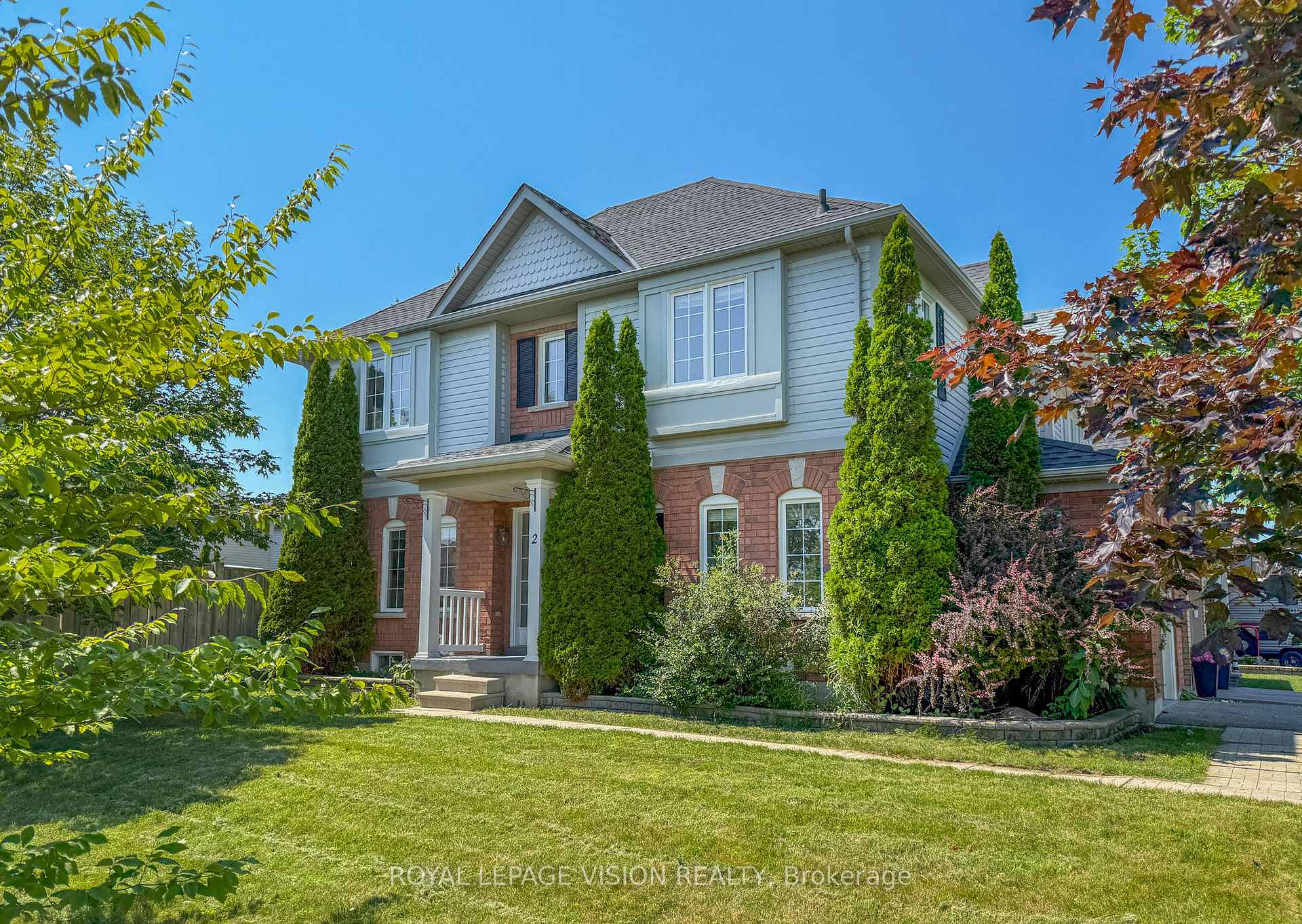 Photo 1 of 2 Laprade Square, Clarington, Bowmanville — HOMEH
