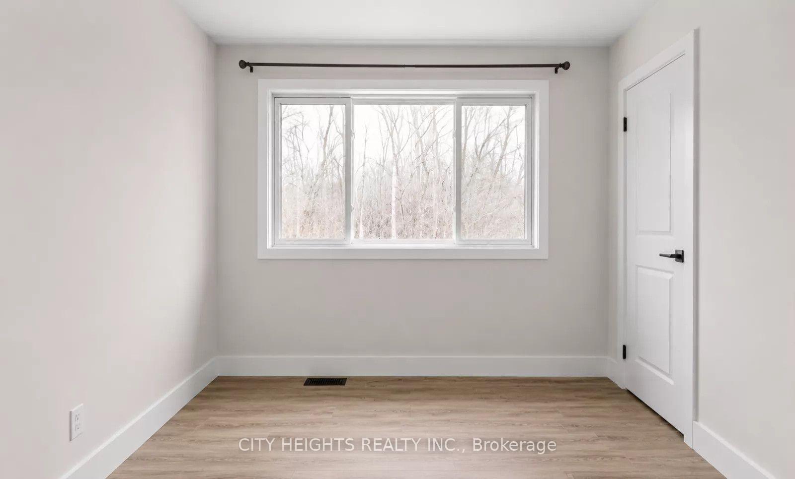 Photo 4 of Unit Upper, 99 Wellington Street E, Barrie, City Centre — HOMEH