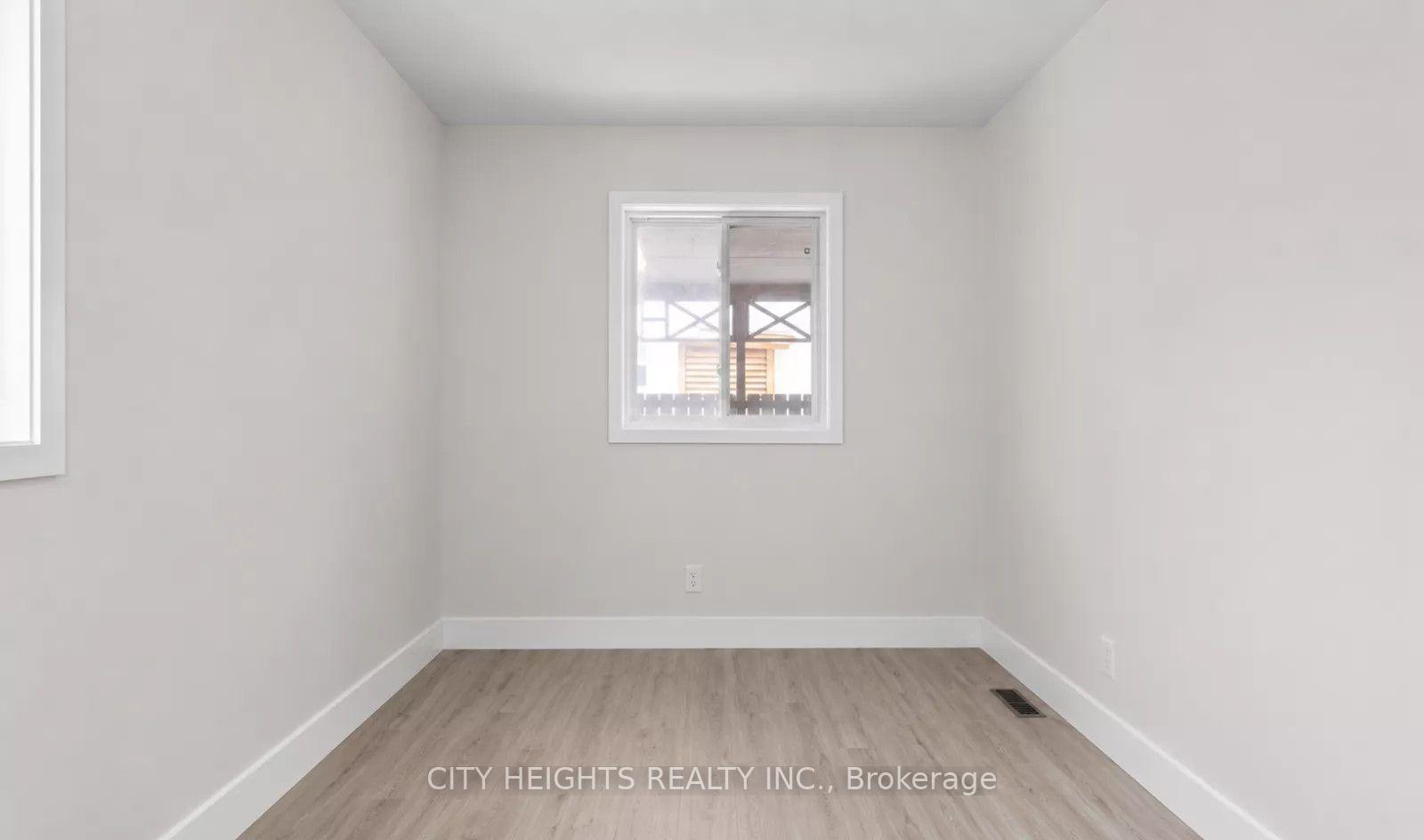 Photo 11 of Unit Upper, 99 Wellington Street E, Barrie, City Centre — HOMEH