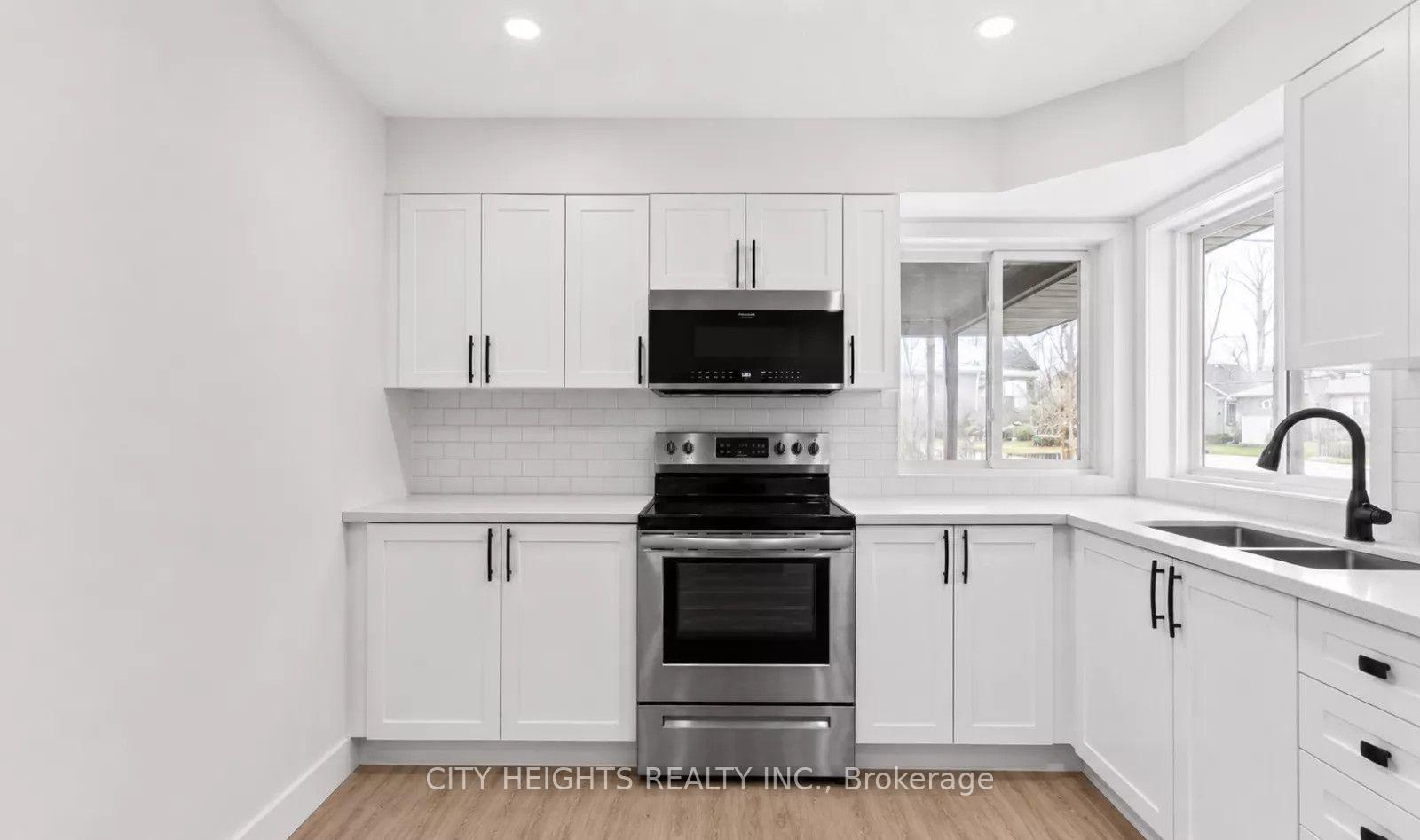 Photo 13 of Unit Upper, 99 Wellington Street E, Barrie, City Centre — HOMEH