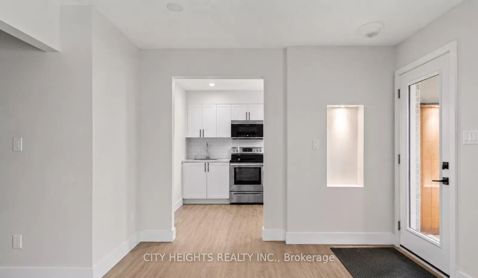 Photo 15 of Unit Upper, 99 Wellington Street E, Barrie, City Centre — HOMEH