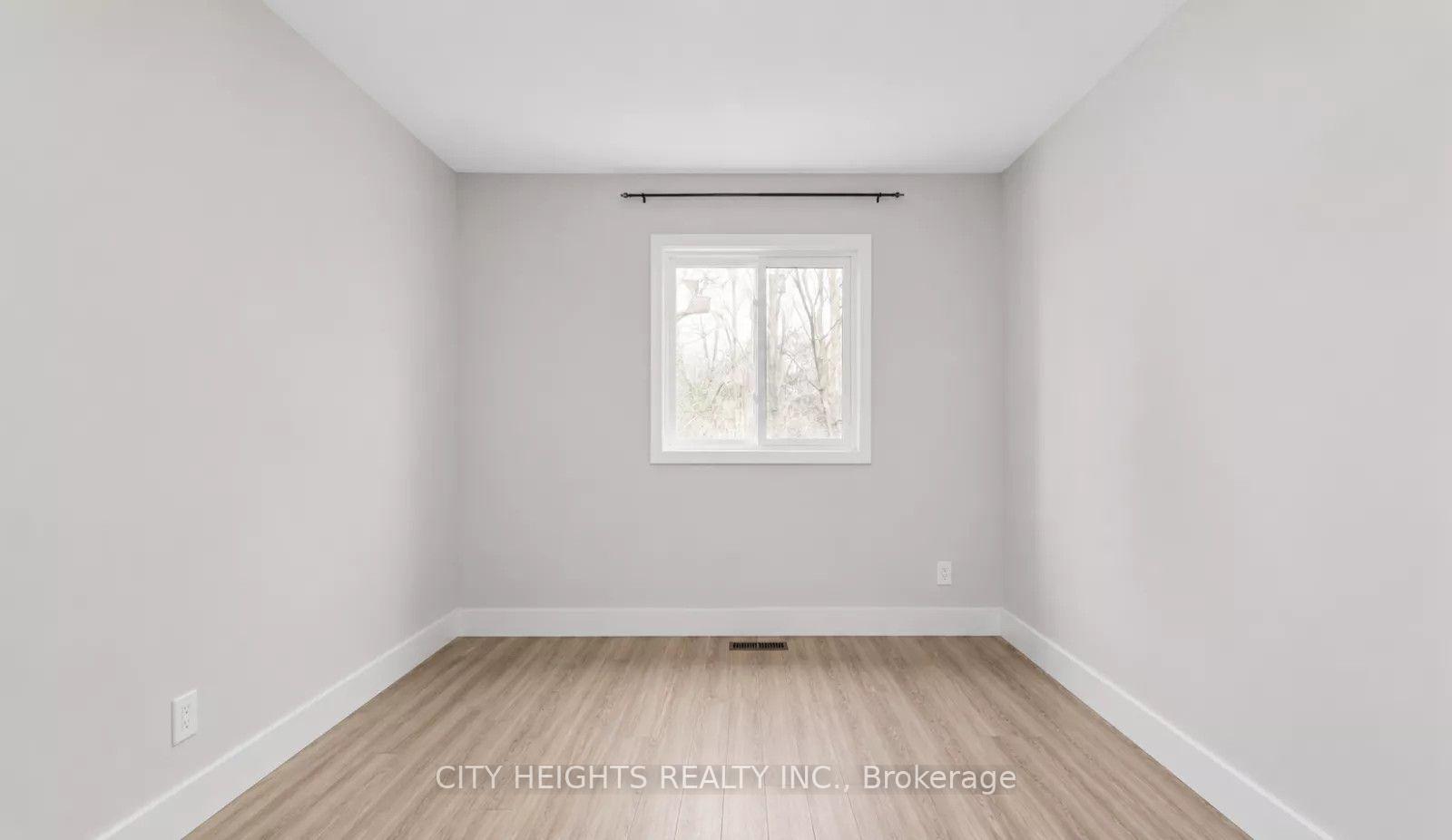 Photo 16 of Unit Upper, 99 Wellington Street E, Barrie, City Centre — HOMEH