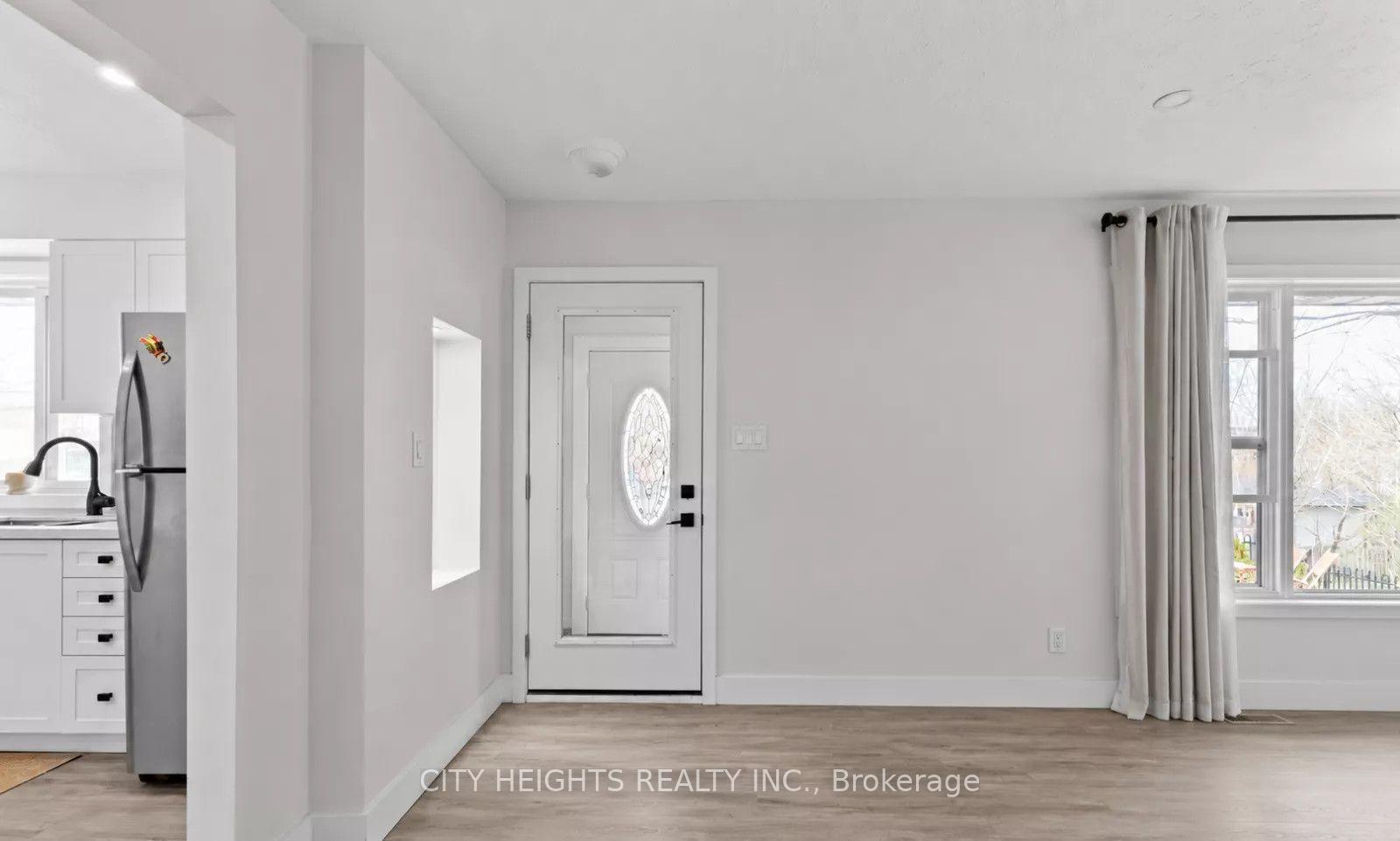 Photo 19 of Unit Upper, 99 Wellington Street E, Barrie, City Centre — HOMEH