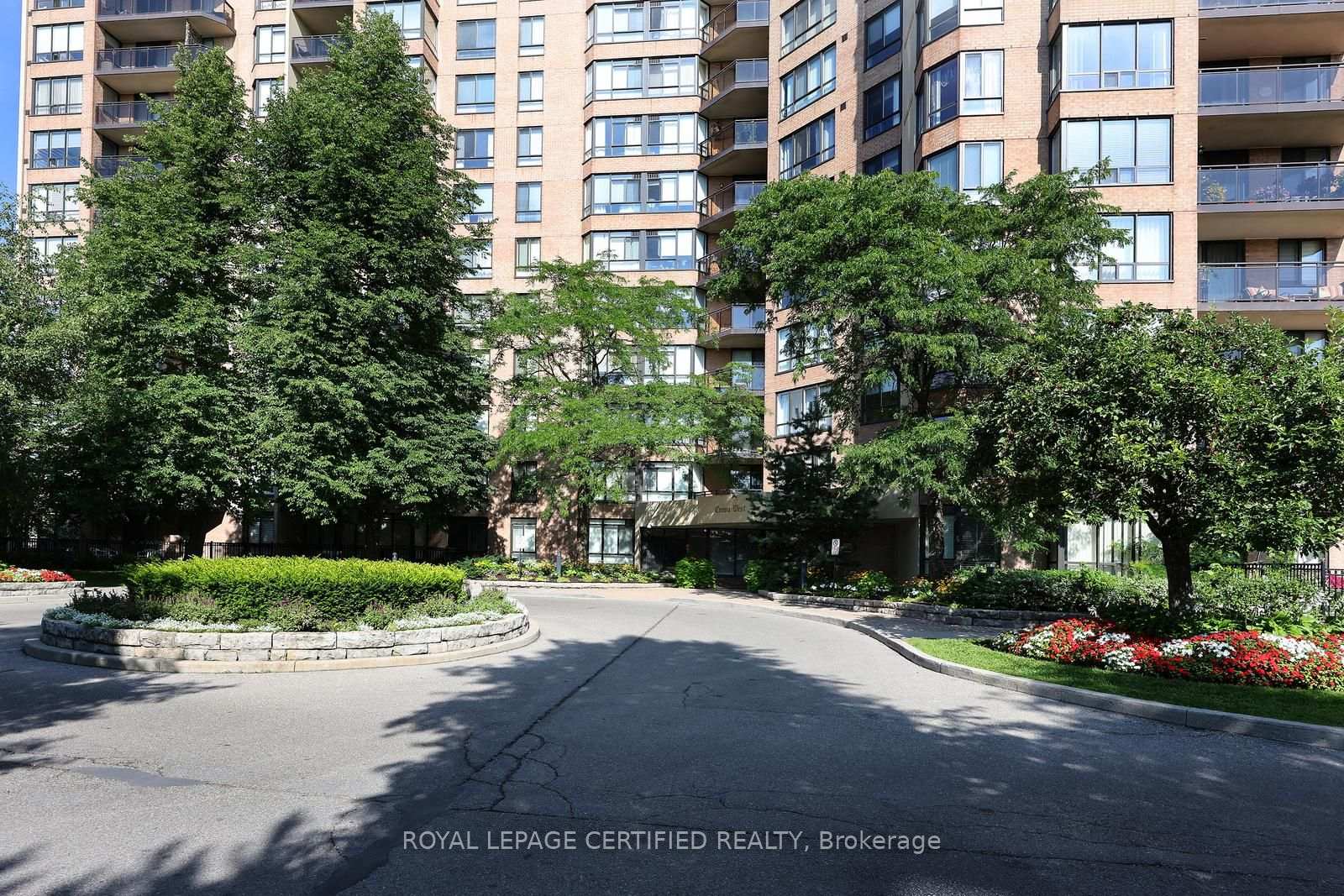 Photo 2 of Unit 312, 20 Cherrytree Drive, Brampton, Fletcher's Creek South — HOMEH