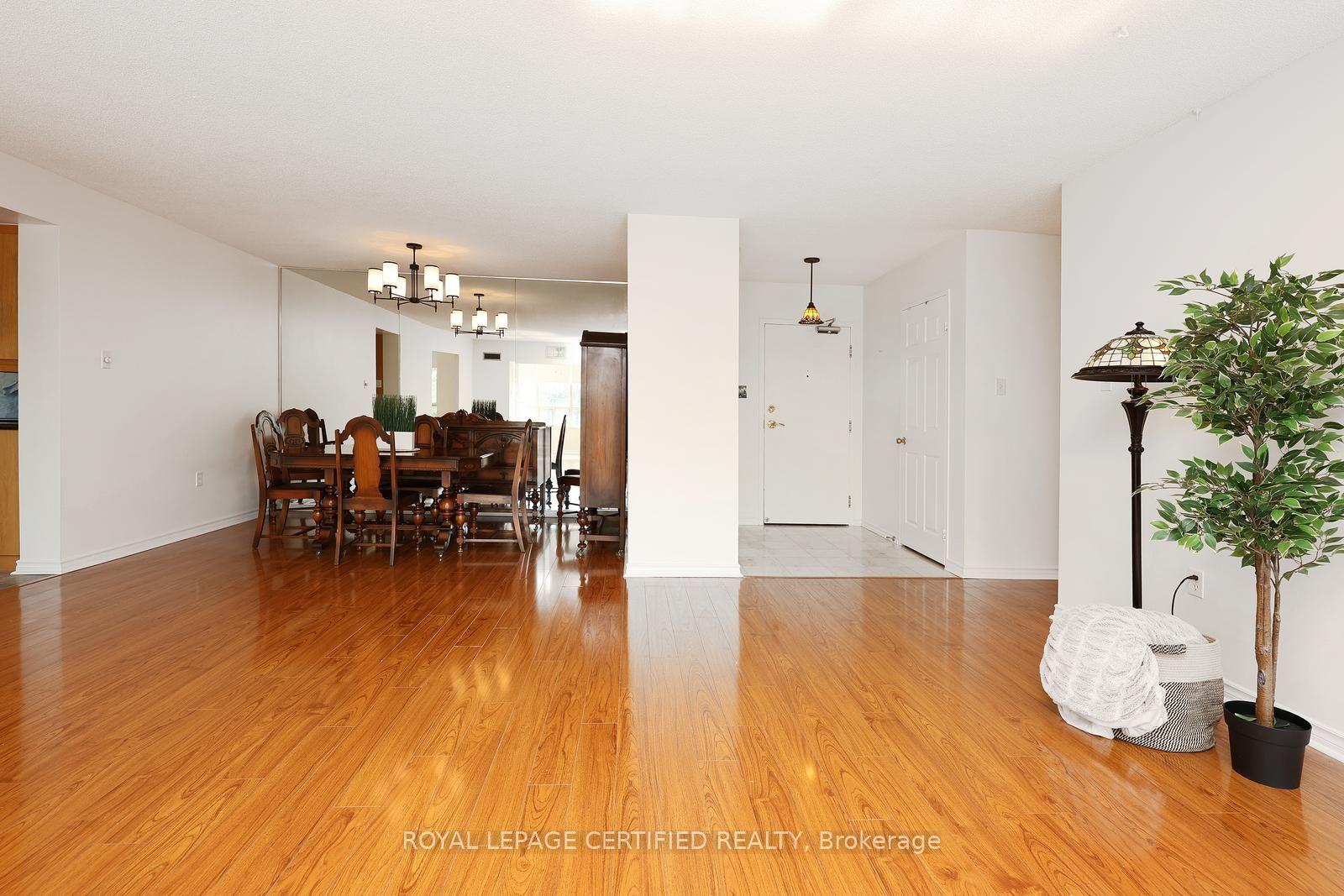 Photo 13 of Unit 312, 20 Cherrytree Drive, Brampton, Fletcher's Creek South — HOMEH