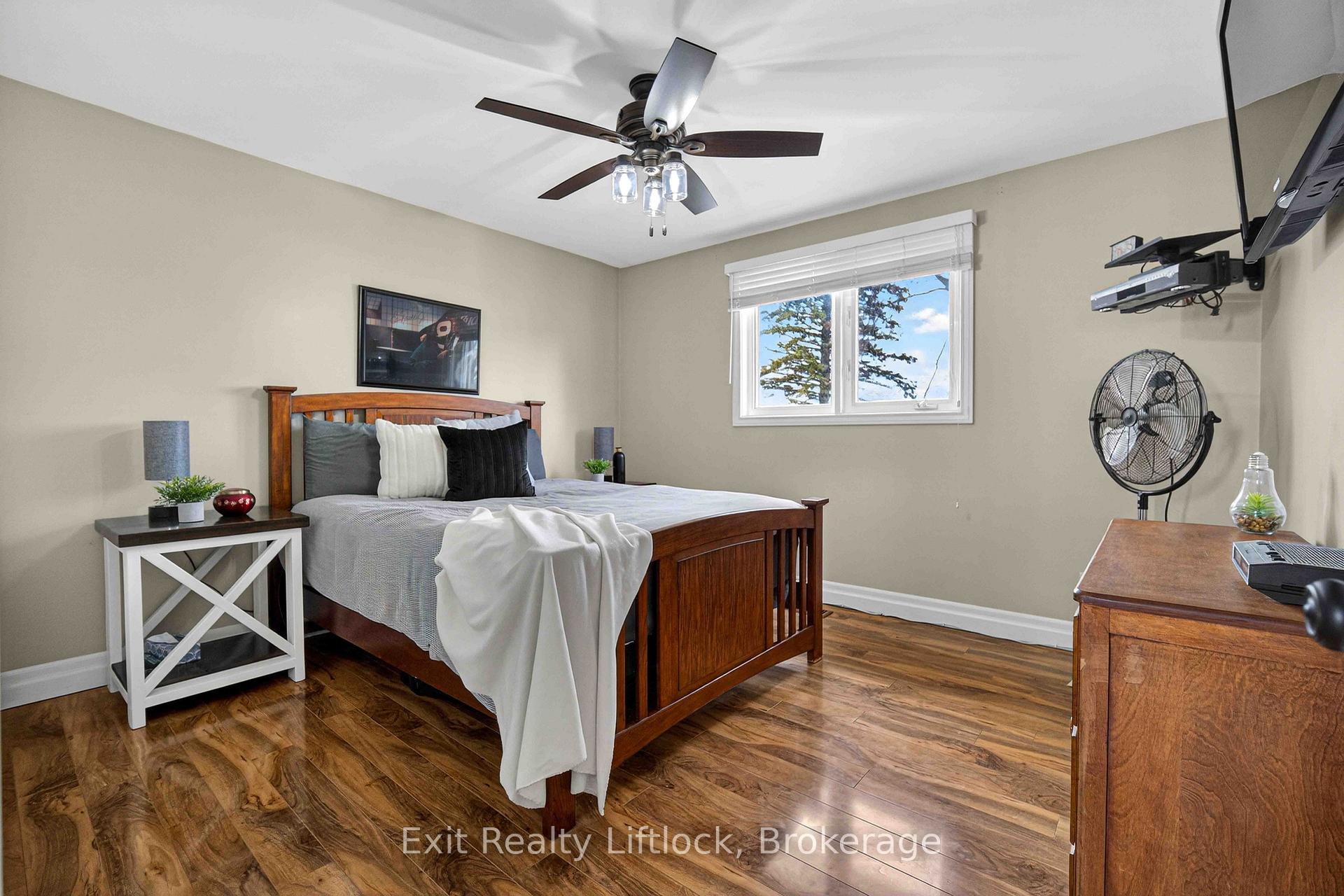 Photo 18 of 2289 Base Line Road, Otonabee-South Monaghan — HOMEH