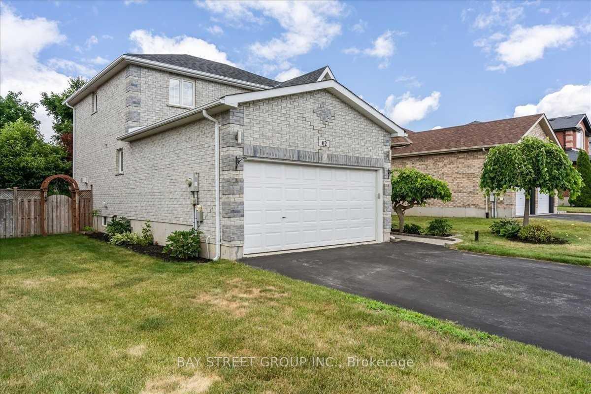 Photo 2 of 62 Summerset Drive, Barrie, Ardagh — HOMEH