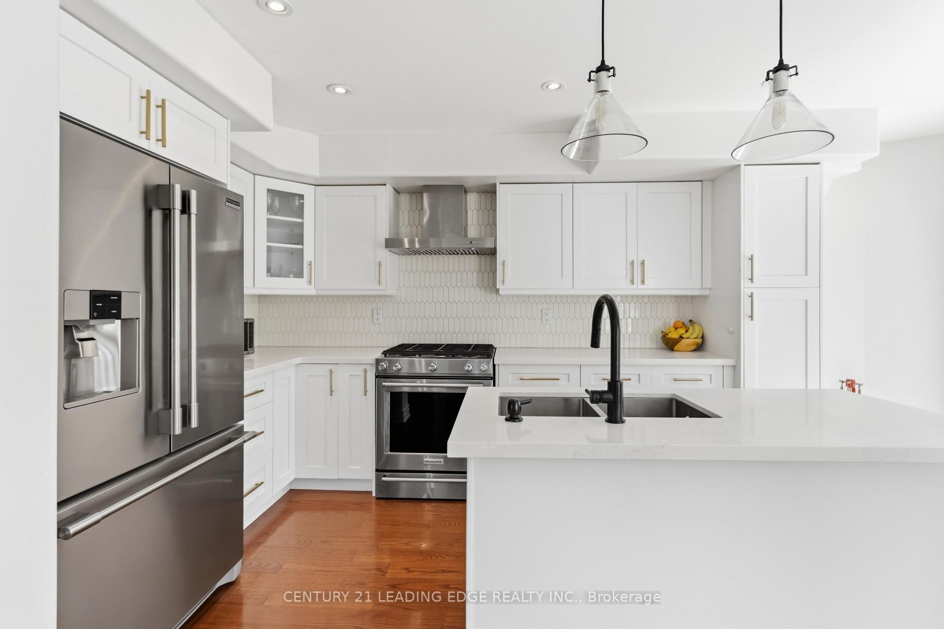 Photo 10 of 6 Birchcliffe Drive, Brampton, Heart Lake East — HOMEH
