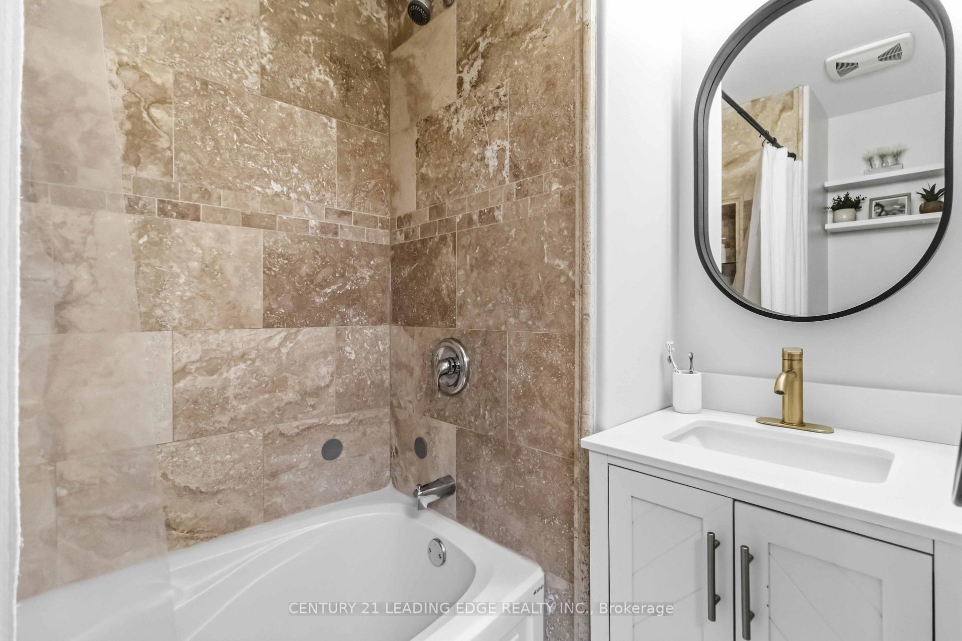 Photo 17 of 6 Birchcliffe Drive, Brampton, Heart Lake East — HOMEH