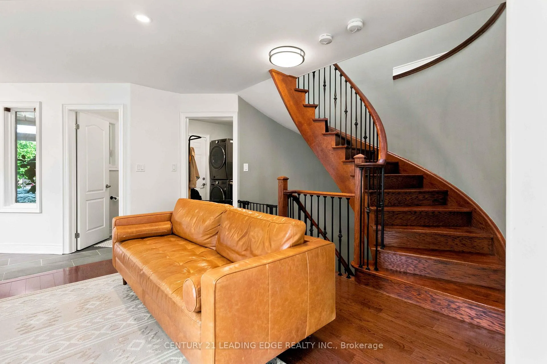 Photo 7 of 6 Birchcliffe Drive, Brampton, Heart Lake East — HOMEH