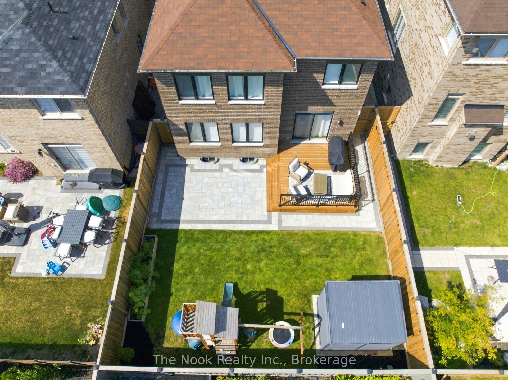 Photo 2 of 100 Woolacott Lane, Clarington, Bowmanville — HOMEH