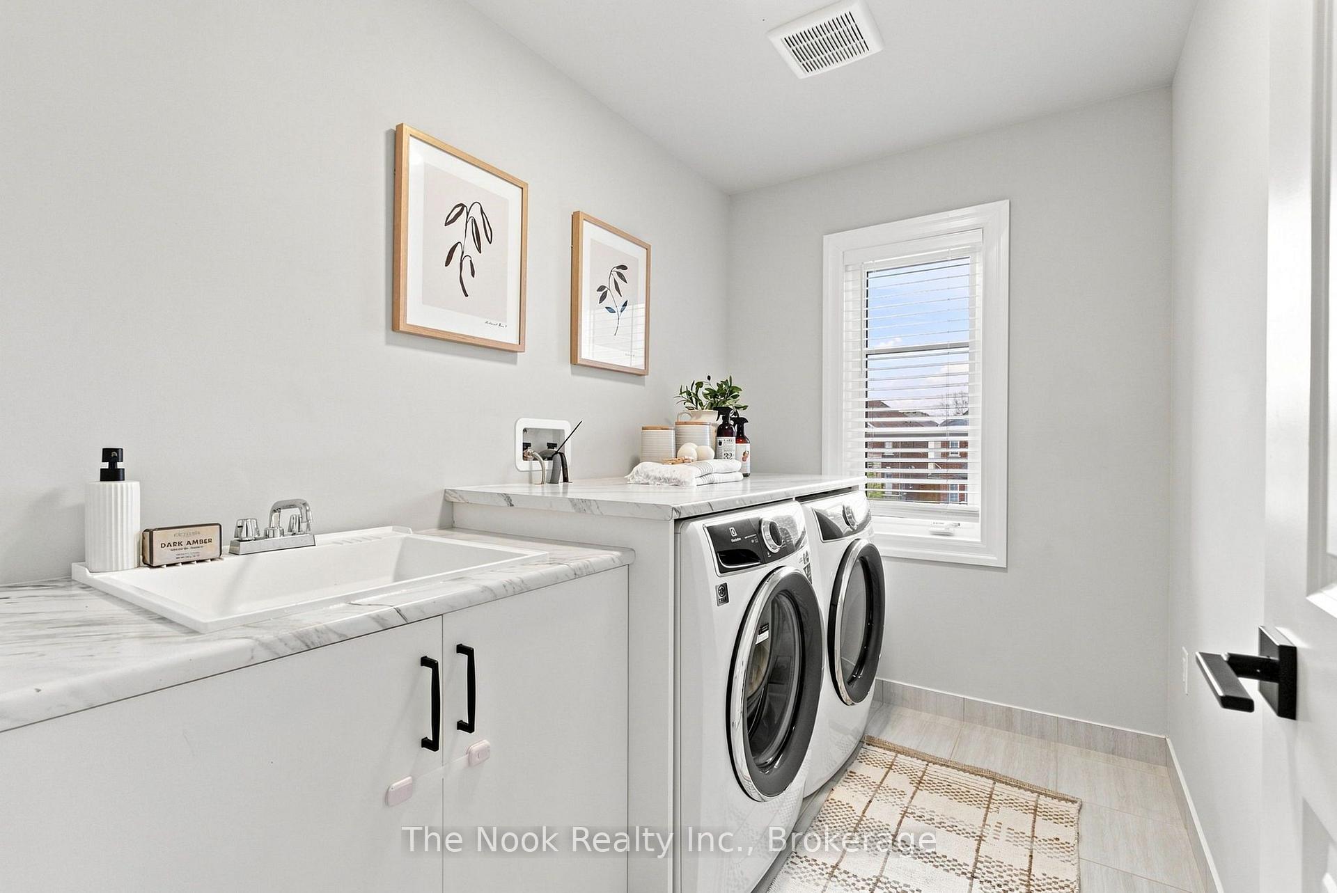 Photo 44 of 100 Woolacott Lane, Clarington, Bowmanville — HOMEH