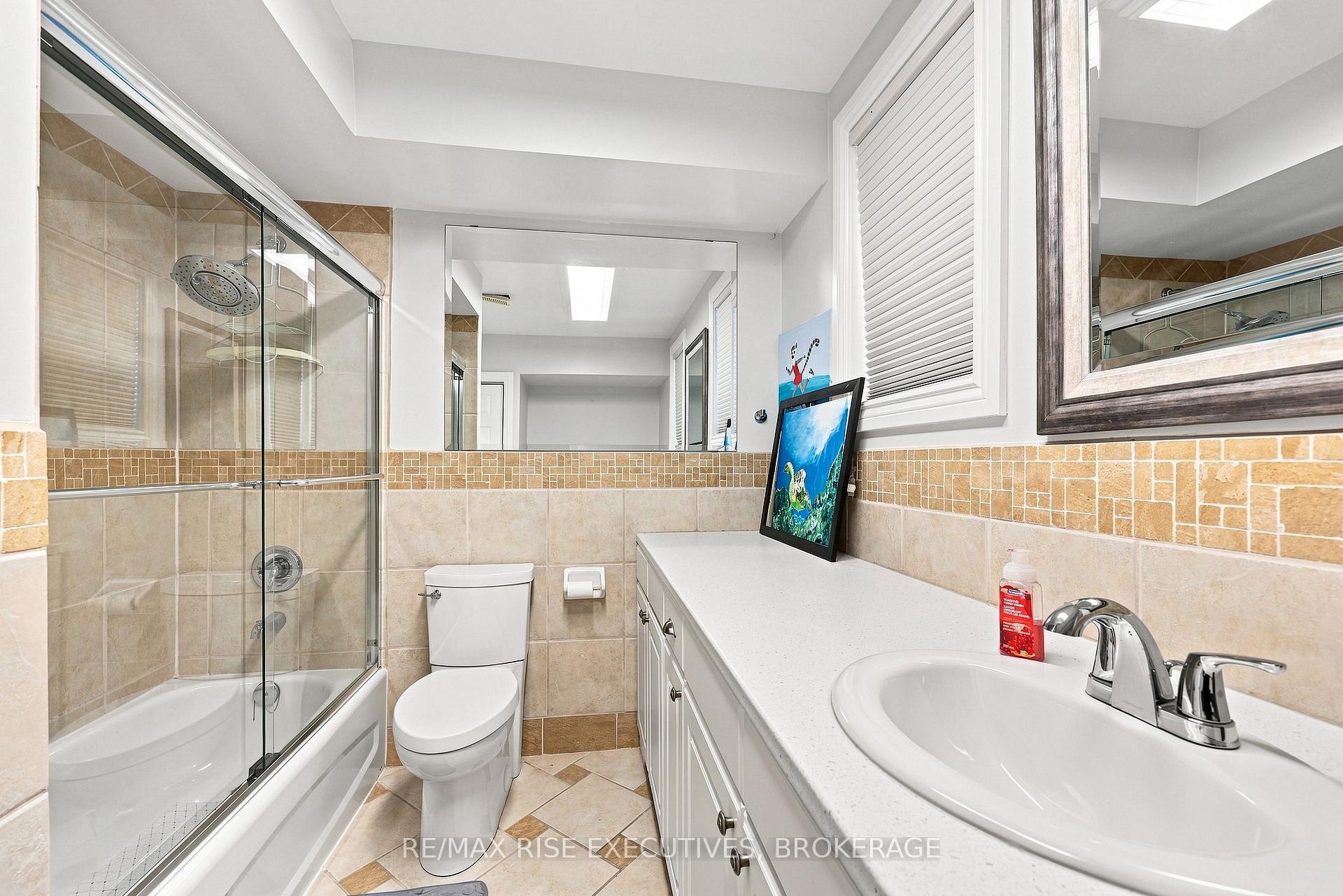 Photo 35 of 700 Melrose Street, Kingston, East Gardiners Rd — HOMEH