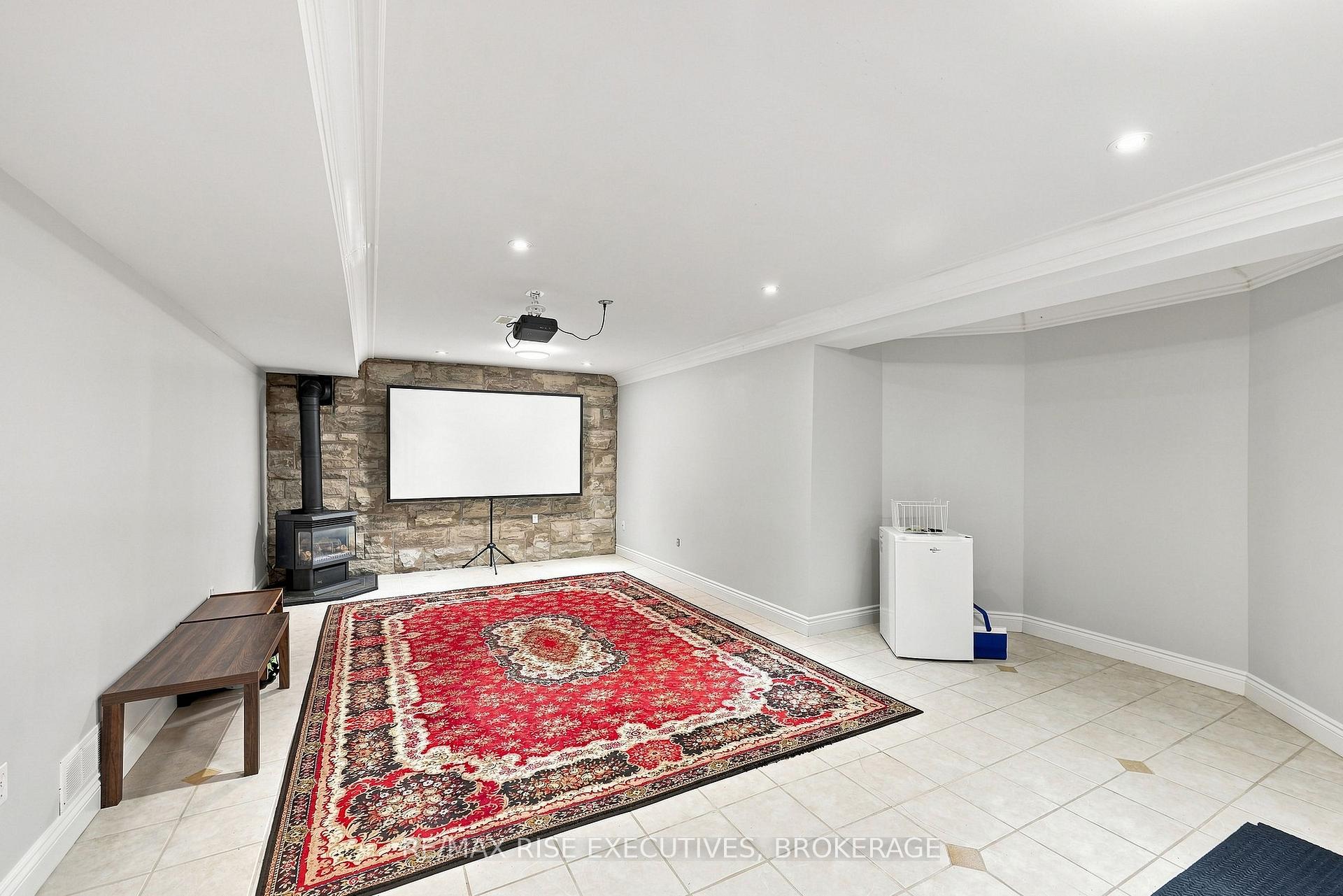 Photo 36 of 700 Melrose Street, Kingston, East Gardiners Rd — HOMEH