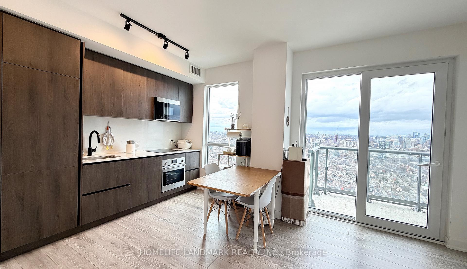 Photo 12 of Unit 5002, 108 Peter Street, Toronto, Waterfront Communities — HOMEH