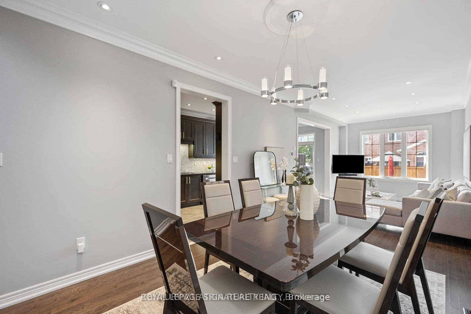 Photo 10 of 3 Via Toscana Road, Vaughan, Vellore Village — HOMEH