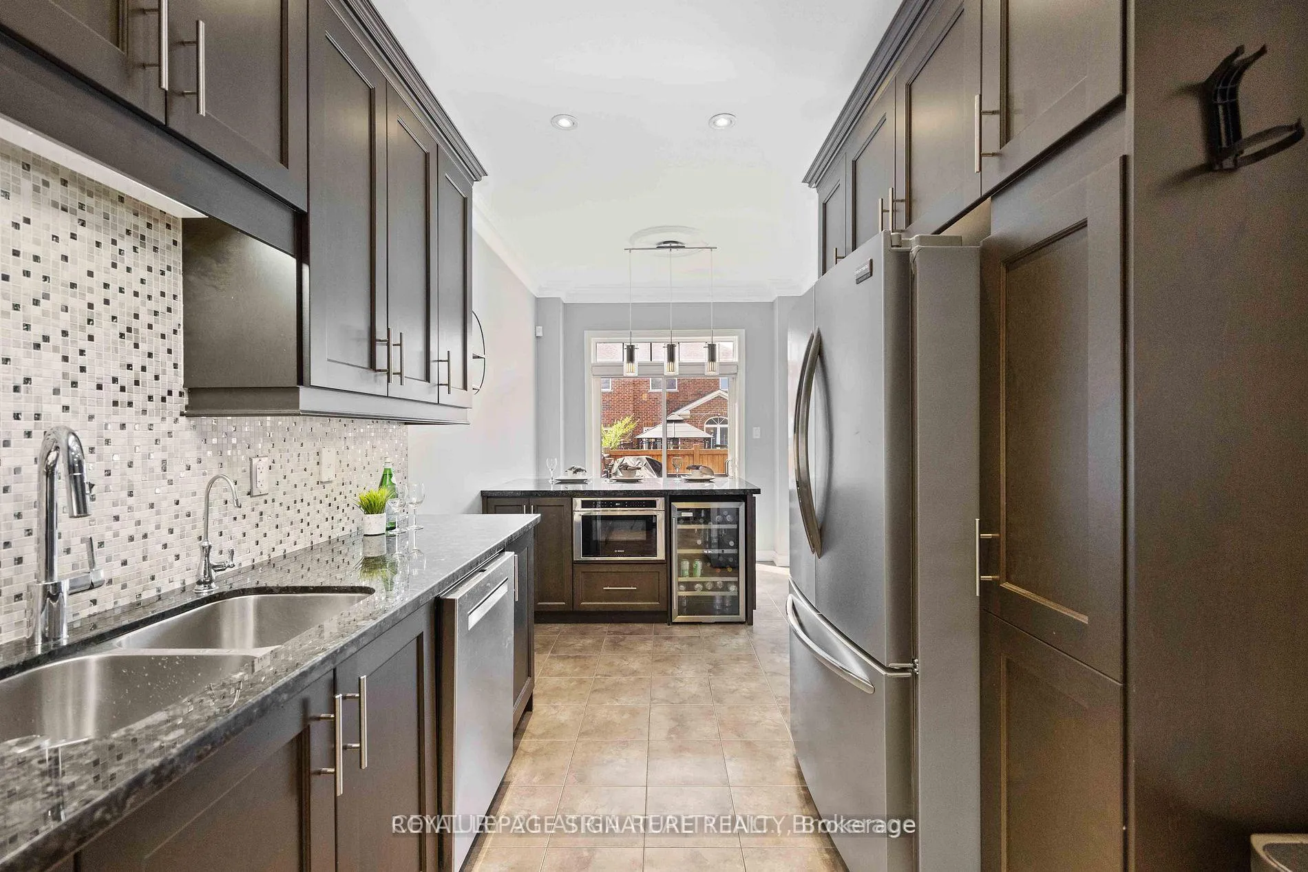 Photo 12 of 3 Via Toscana Road, Vaughan, Vellore Village — HOMEH