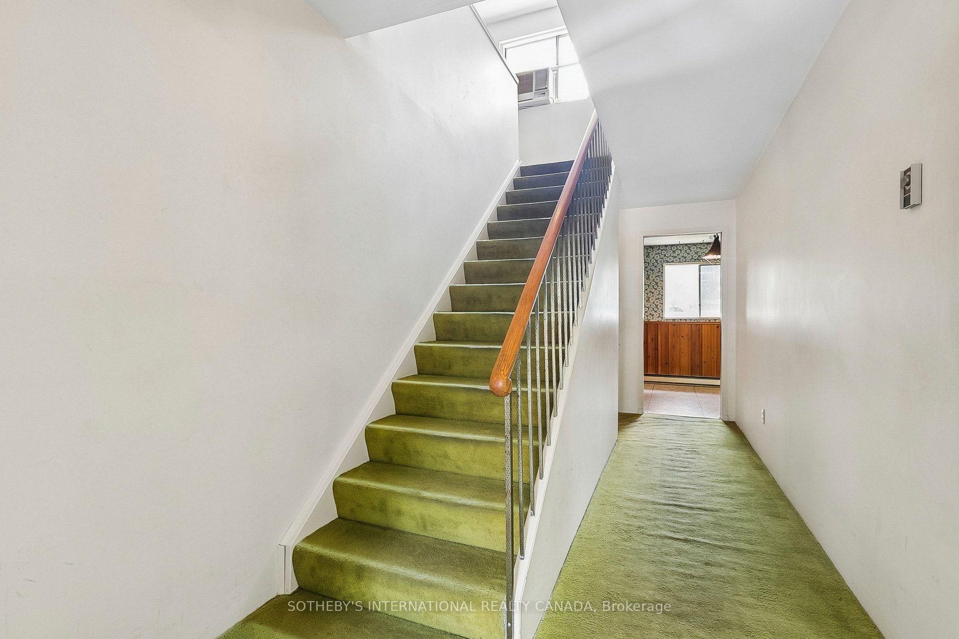 Photo 16 of 63 Cobblestone Drive, North York, Don Valley Village — HOMEH