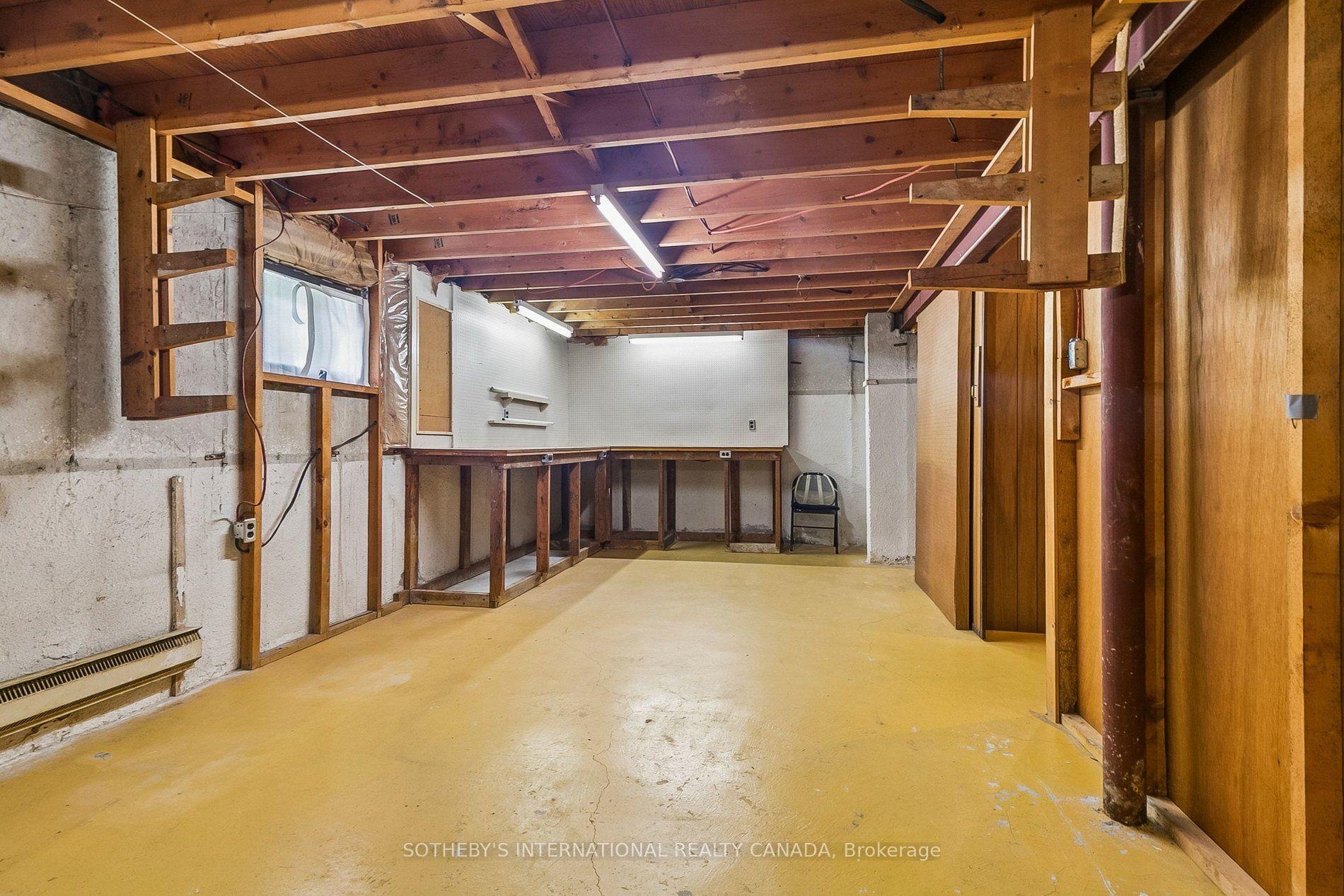 Photo 24 of 63 Cobblestone Drive, North York, Don Valley Village — HOMEH