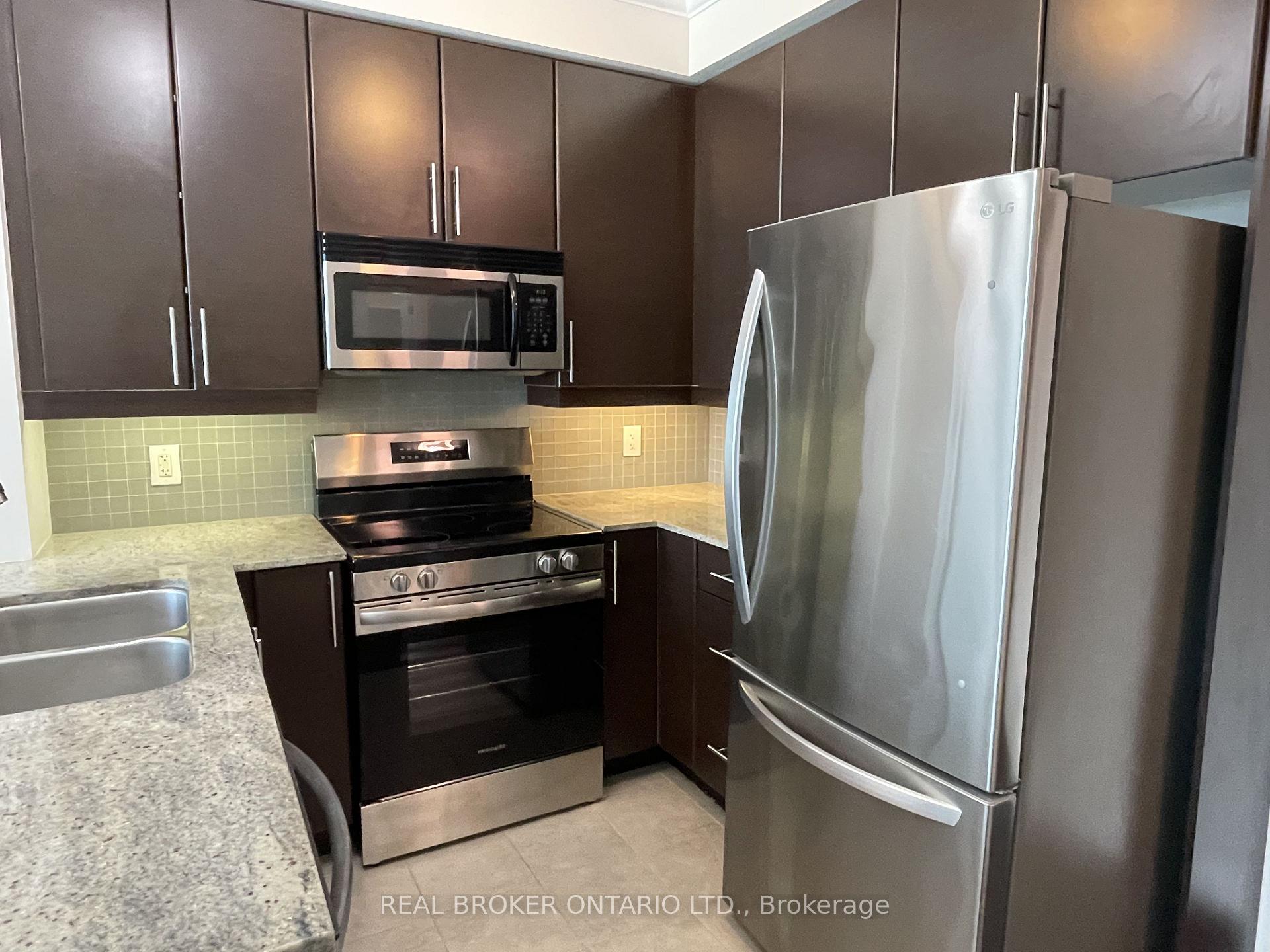Photo 9 of Unit 1601, 18 Harbour Street, Toronto, Waterfront Communities — HOMEH