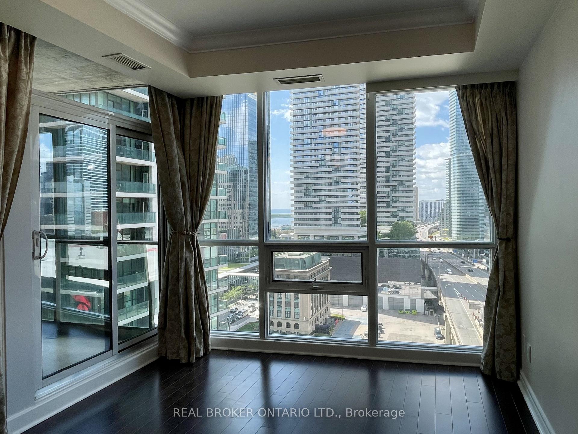 Photo 13 of Unit 1601, 18 Harbour Street, Toronto, Waterfront Communities — HOMEH
