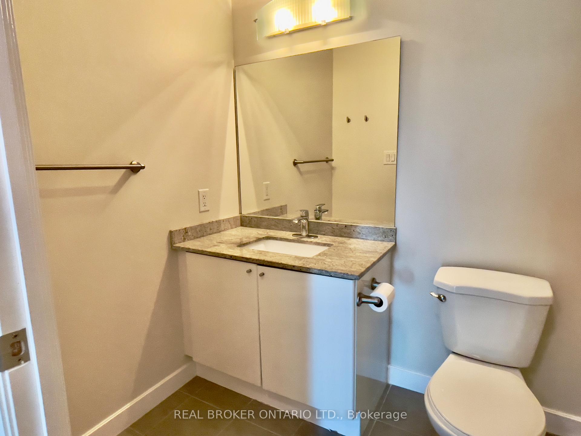 Photo 15 of Unit 1601, 18 Harbour Street, Toronto, Waterfront Communities — HOMEH
