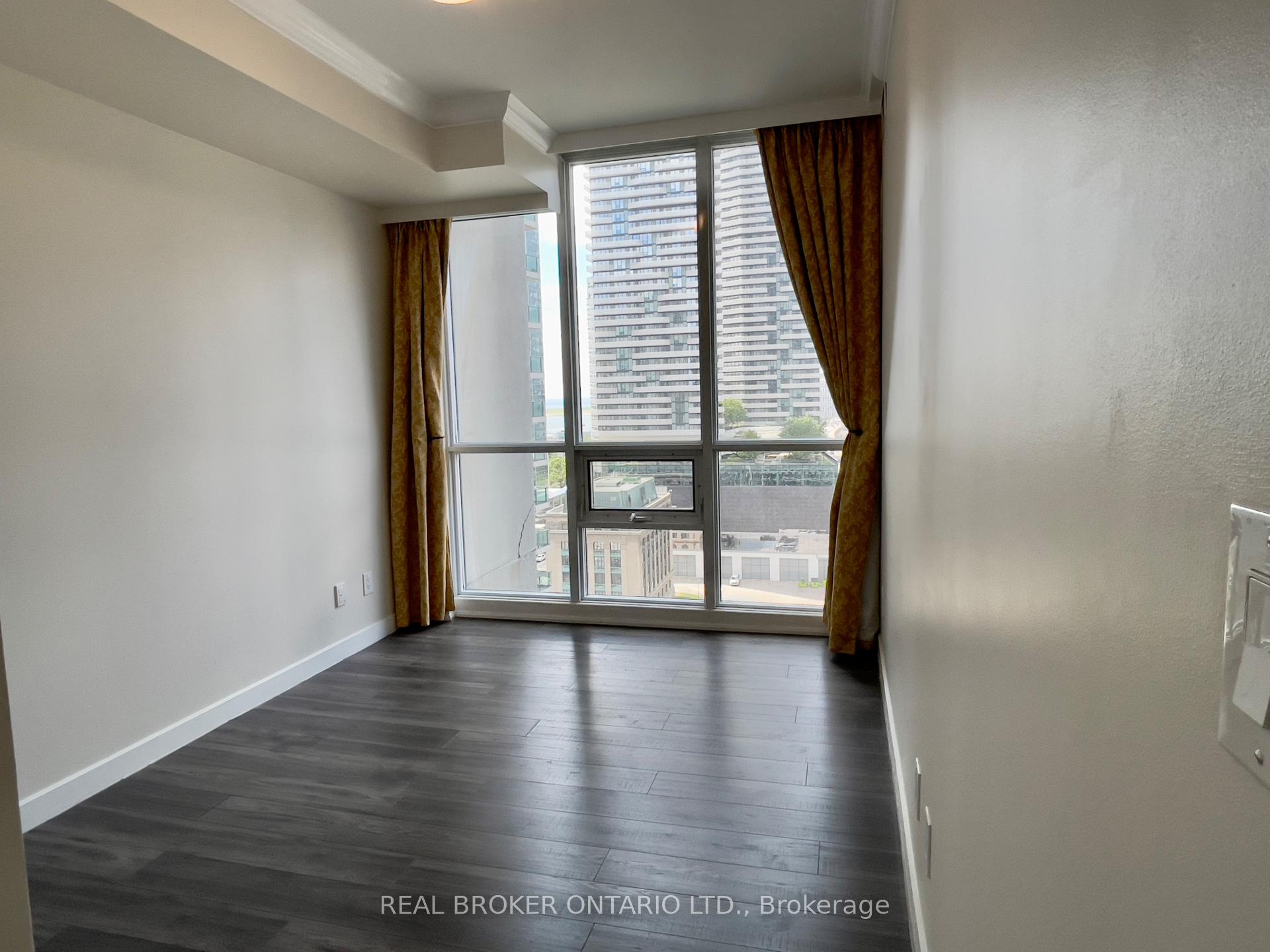 Photo 21 of Unit 1601, 18 Harbour Street, Toronto, Waterfront Communities — HOMEH