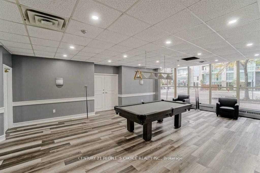 Photo 3 of Unit 713, 250 Webb Drive, Mississauga, City Centre — HOMEH