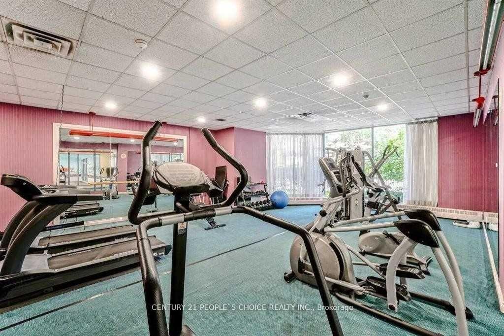 Photo 4 of Unit 713, 250 Webb Drive, Mississauga, City Centre — HOMEH