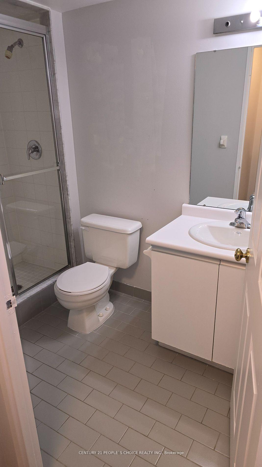 Photo 15 of Unit 713, 250 Webb Drive, Mississauga, City Centre — HOMEH