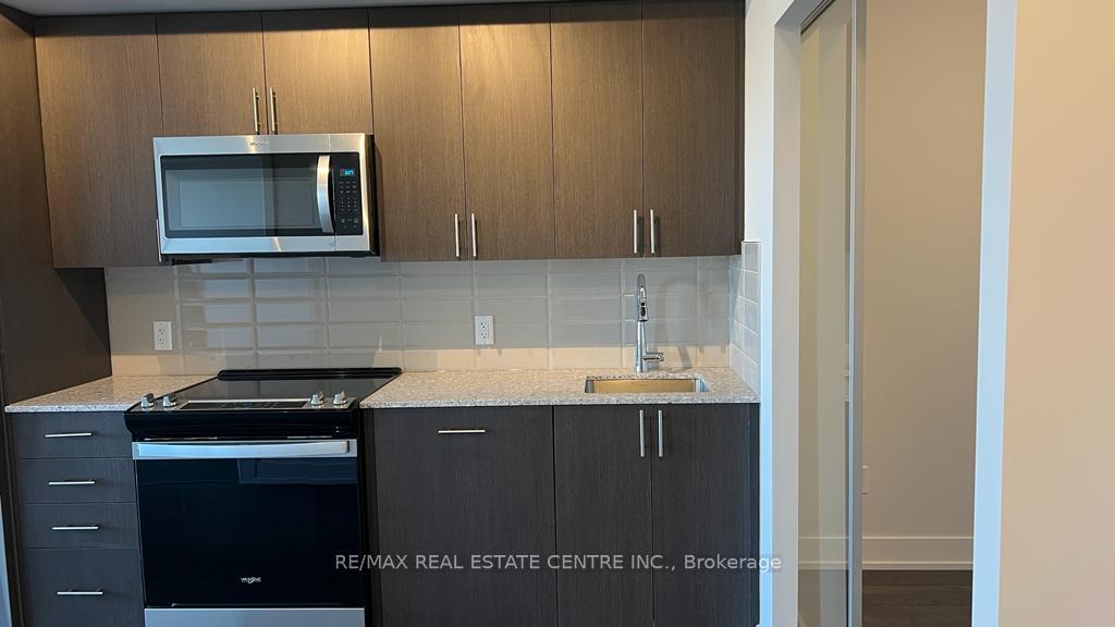 Photo 3 of Unit 2115, 2550 Simcoe Street, Oshawa, Windfields — HOMEH