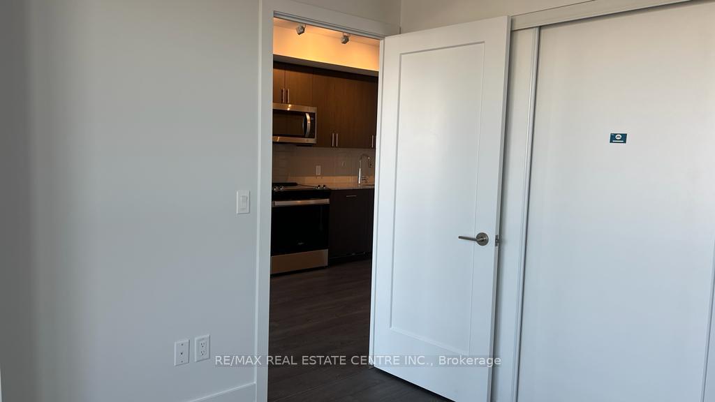 Photo 12 of Unit 2115, 2550 Simcoe Street, Oshawa, Windfields — HOMEH