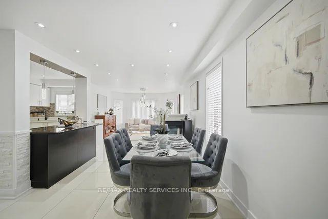 Photo 9 of Unit 12, 9900 Mclaughlin Road, Brampton, Fletcher's Creek Village — HOMEH