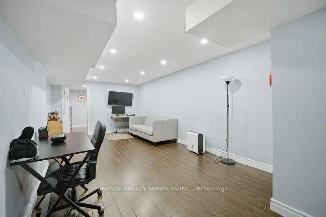Photo 24 of Unit 12, 9900 Mclaughlin Road, Brampton, Fletcher's Creek Village — HOMEH