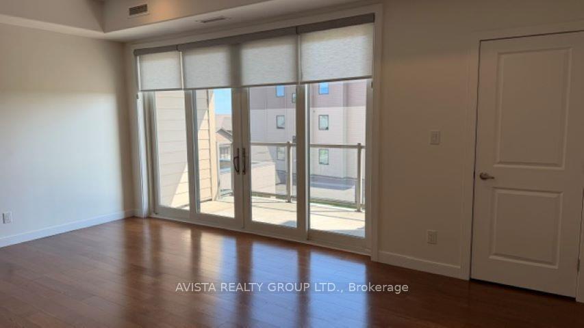 Photo 2 of Unit 204, 300 Vista Lane, Thunder Bay, Academy Heights — HOMEH