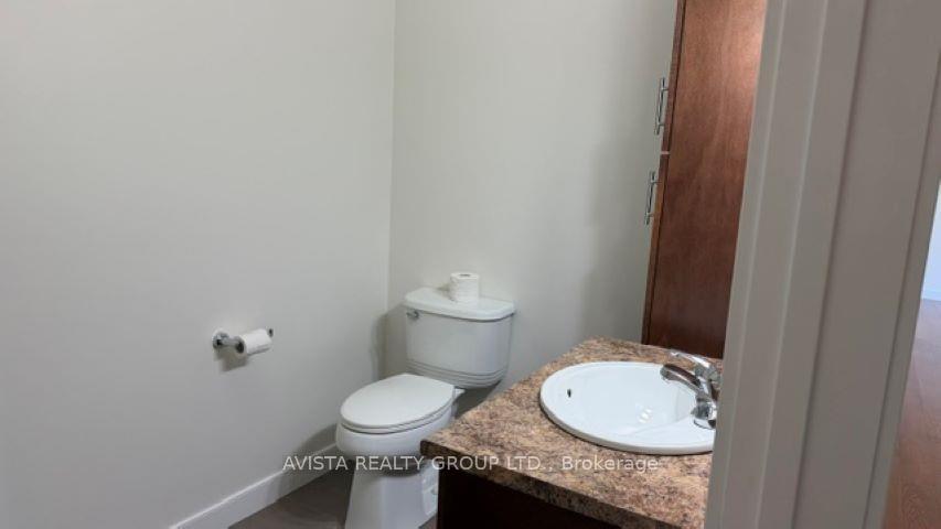 Photo 5 of Unit 204, 300 Vista Lane, Thunder Bay, Academy Heights — HOMEH
