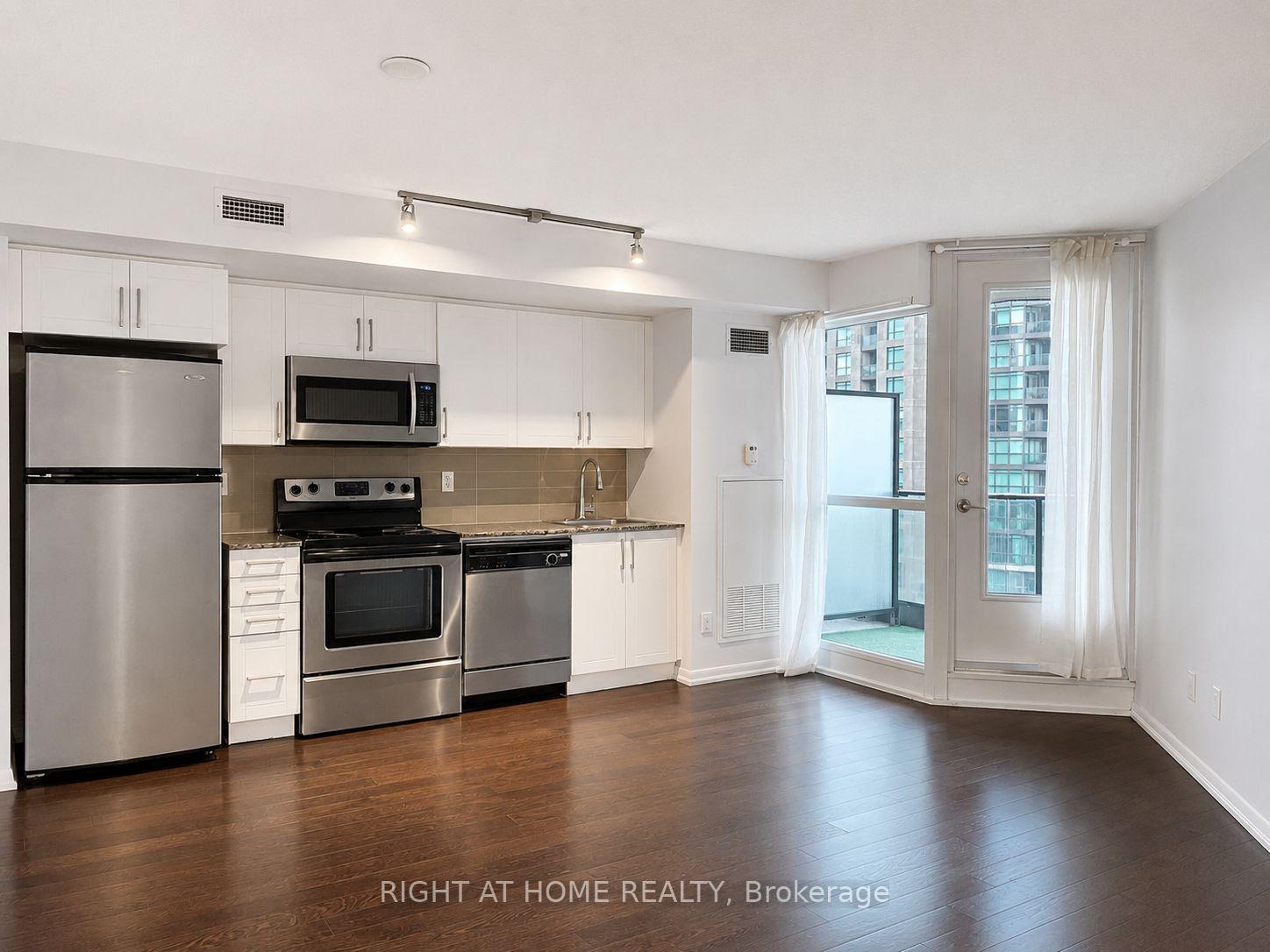 Photo 9 of Unit 1157, 209 Fort York Boulevard, Toronto, Niagara — HOMEH