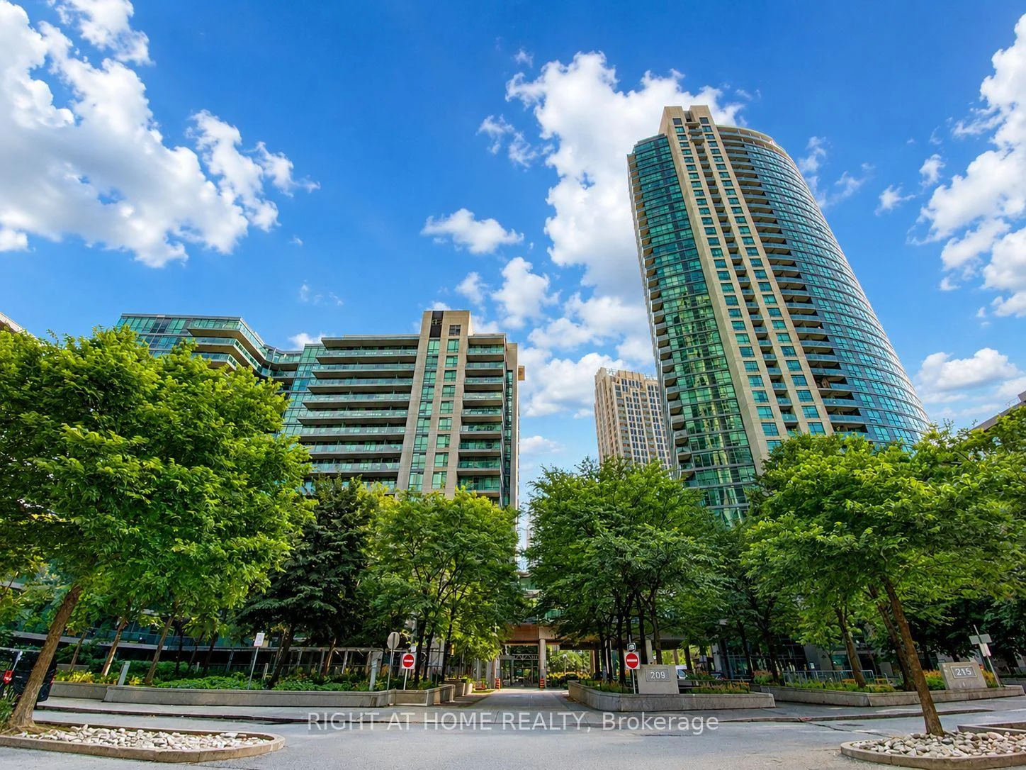 Photo 2 of Unit 1157, 209 Fort York Boulevard, Toronto, Niagara — HOMEH