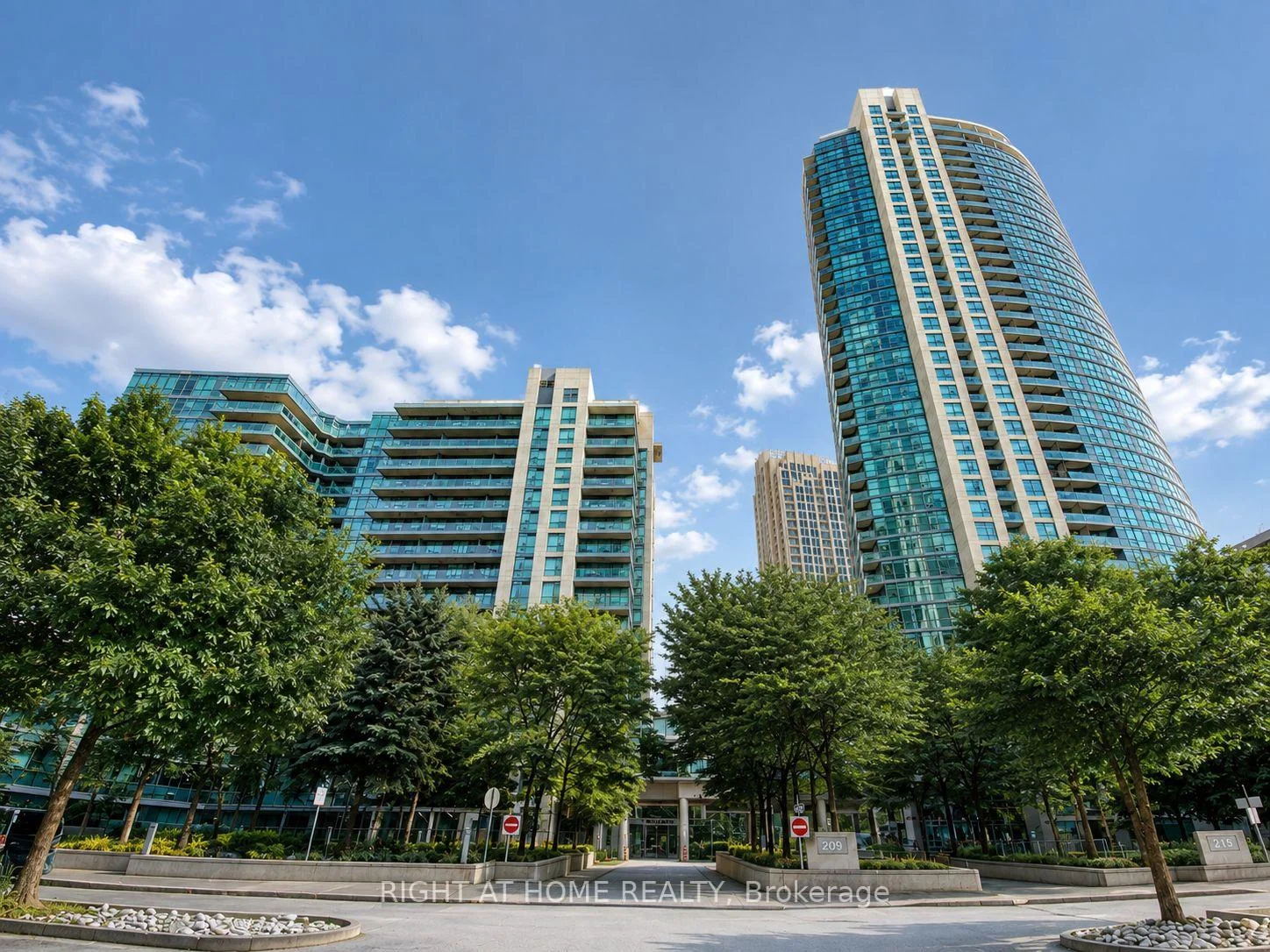 Photo 3 of Unit 1157, 209 Fort York Boulevard, Toronto, Niagara — HOMEH