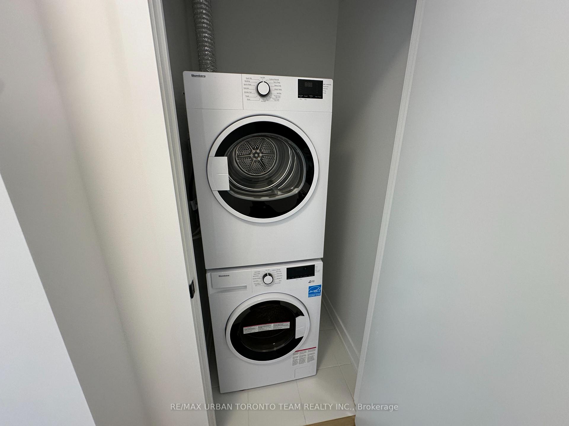 Photo 13 of Unit 3402, 117 Broadway Avenue, Toronto, Mount Pleasant West — HOMEH