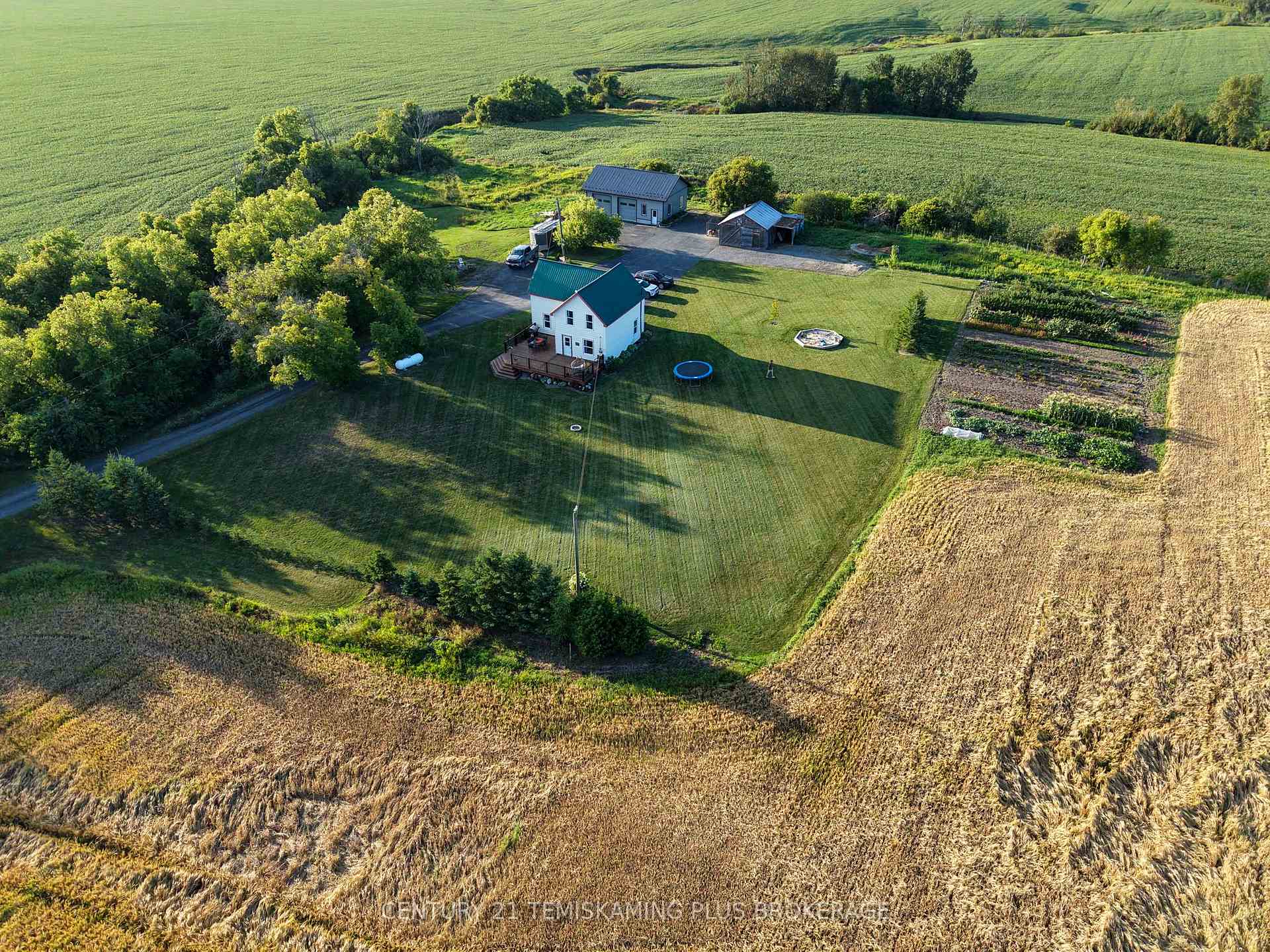 Photo 2 of 944403 Maybrook Road, Timiskaming, TIM - Outside - Rural — HOMEH