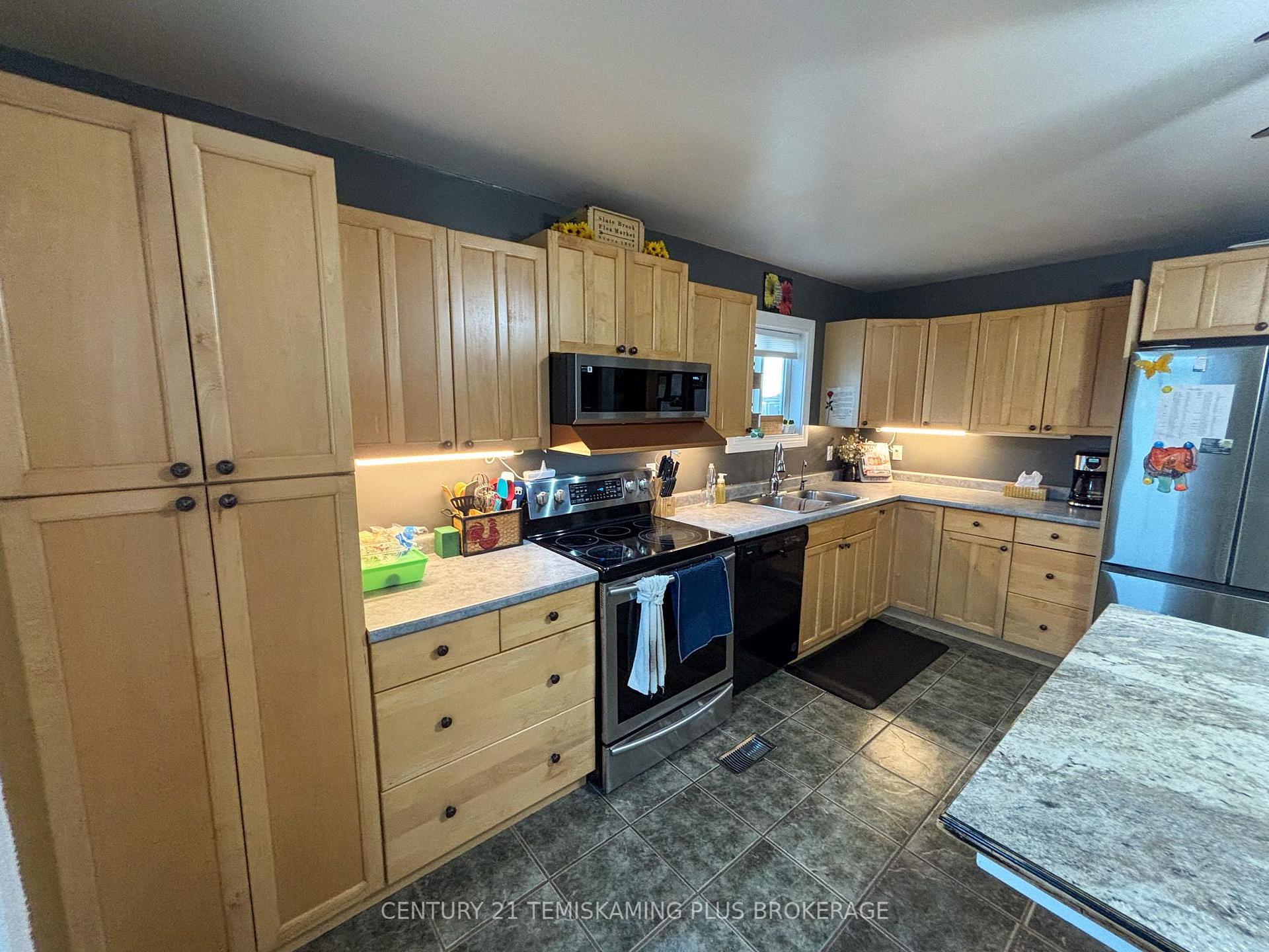 Photo 8 of 944403 Maybrook Road, Timiskaming, TIM - Outside - Rural — HOMEH